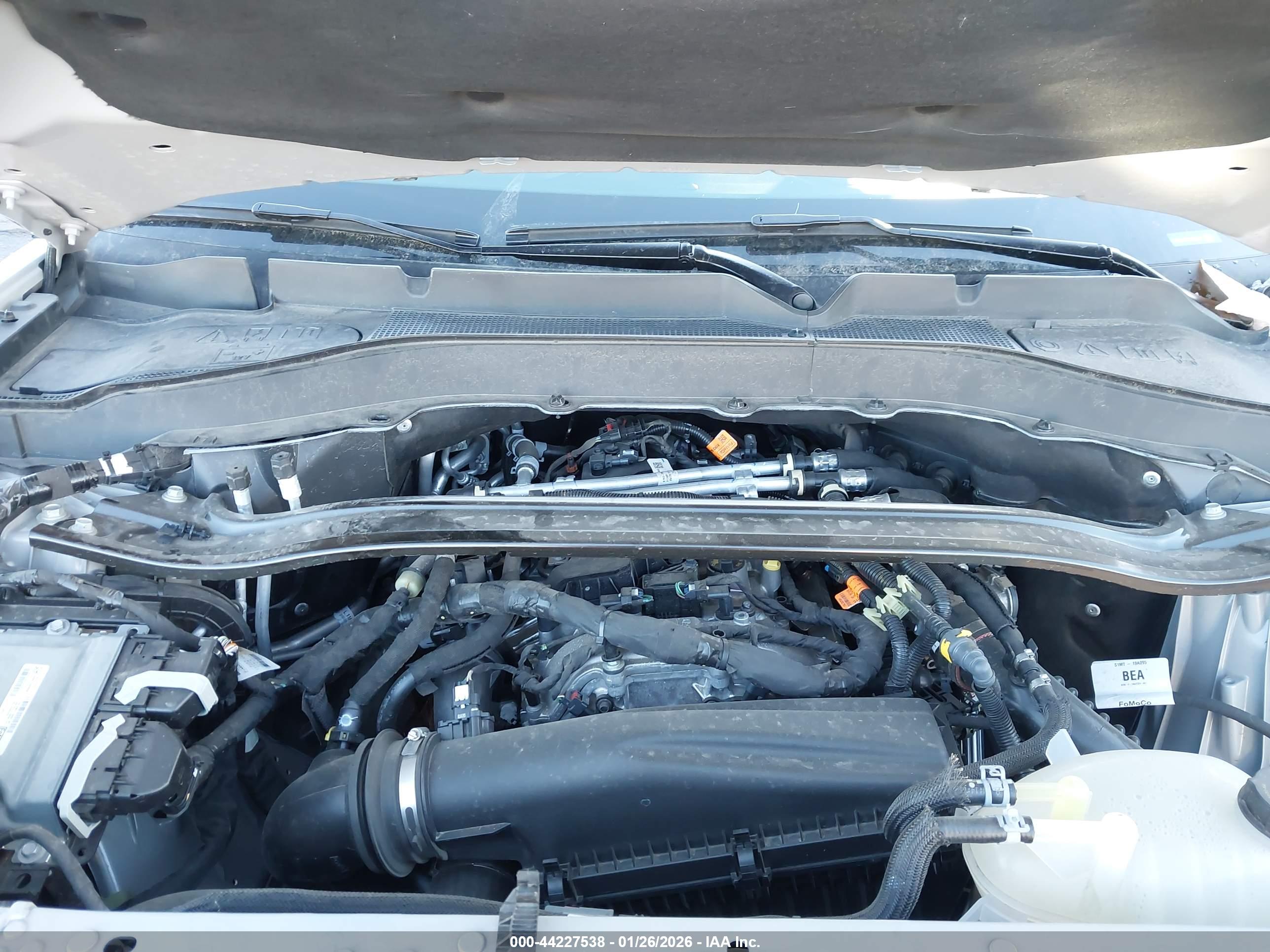 FORD EXPLORER image 10
