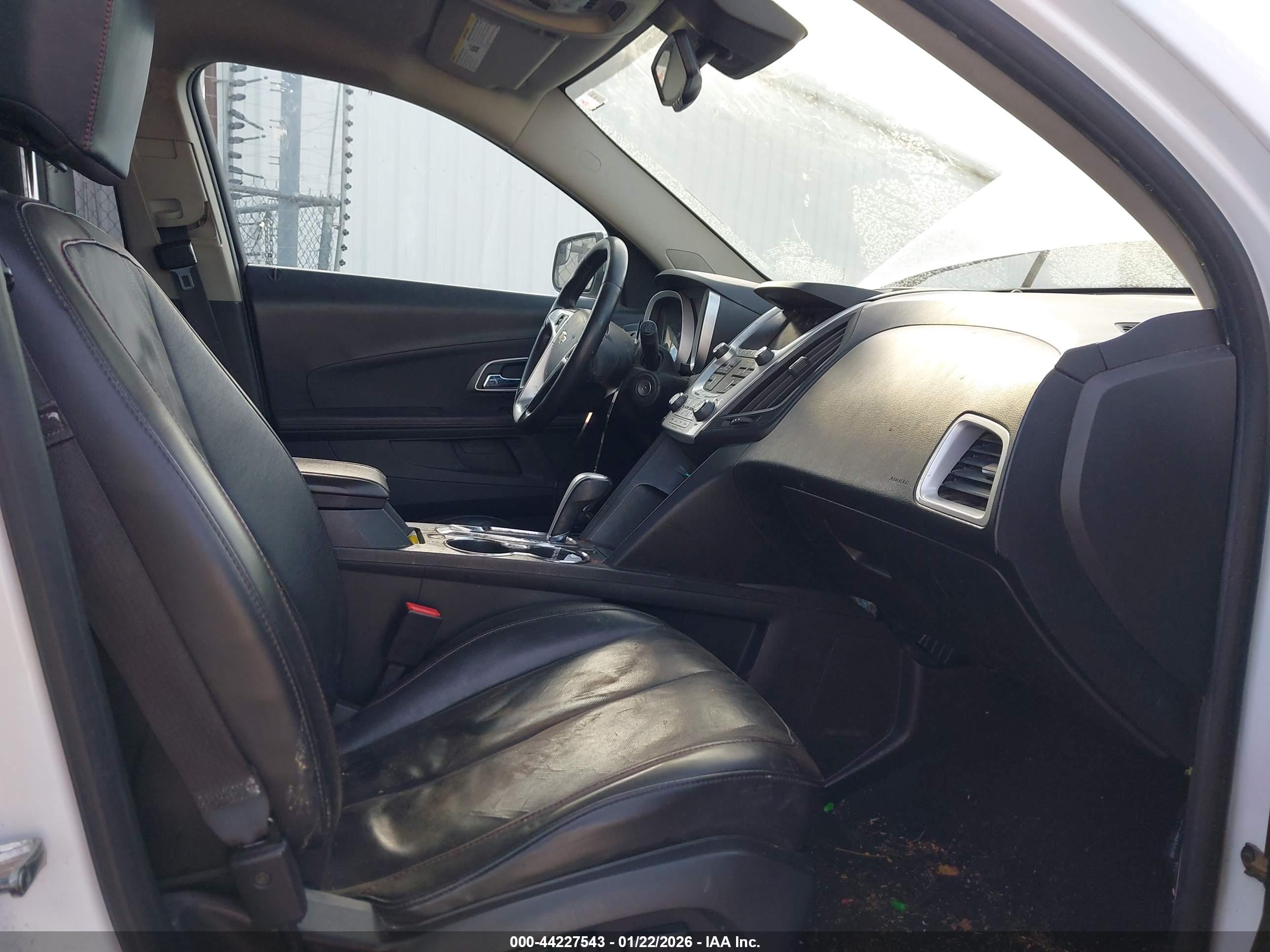 CHEVROLET EQUINOX image 5