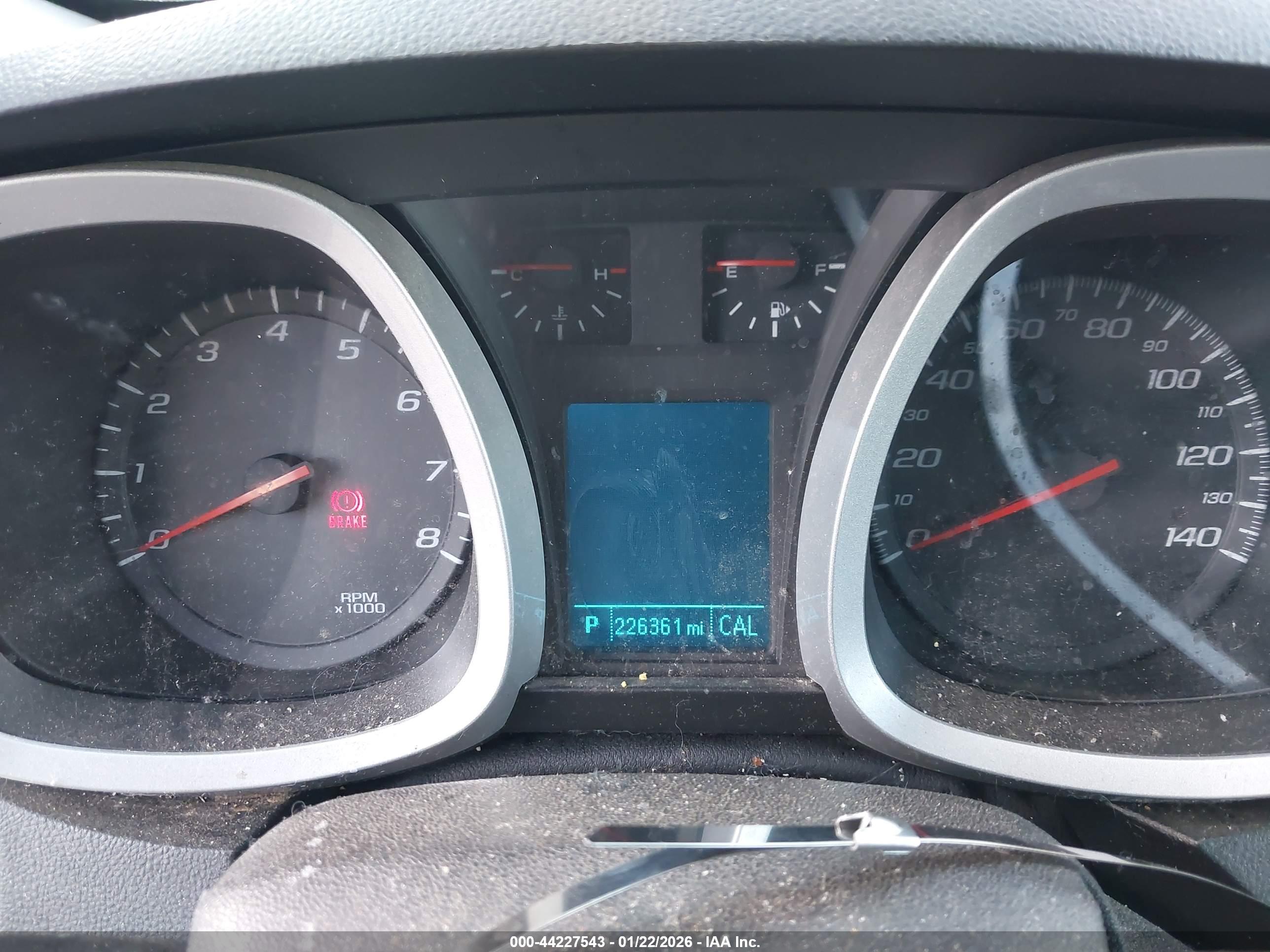 CHEVROLET EQUINOX image 7