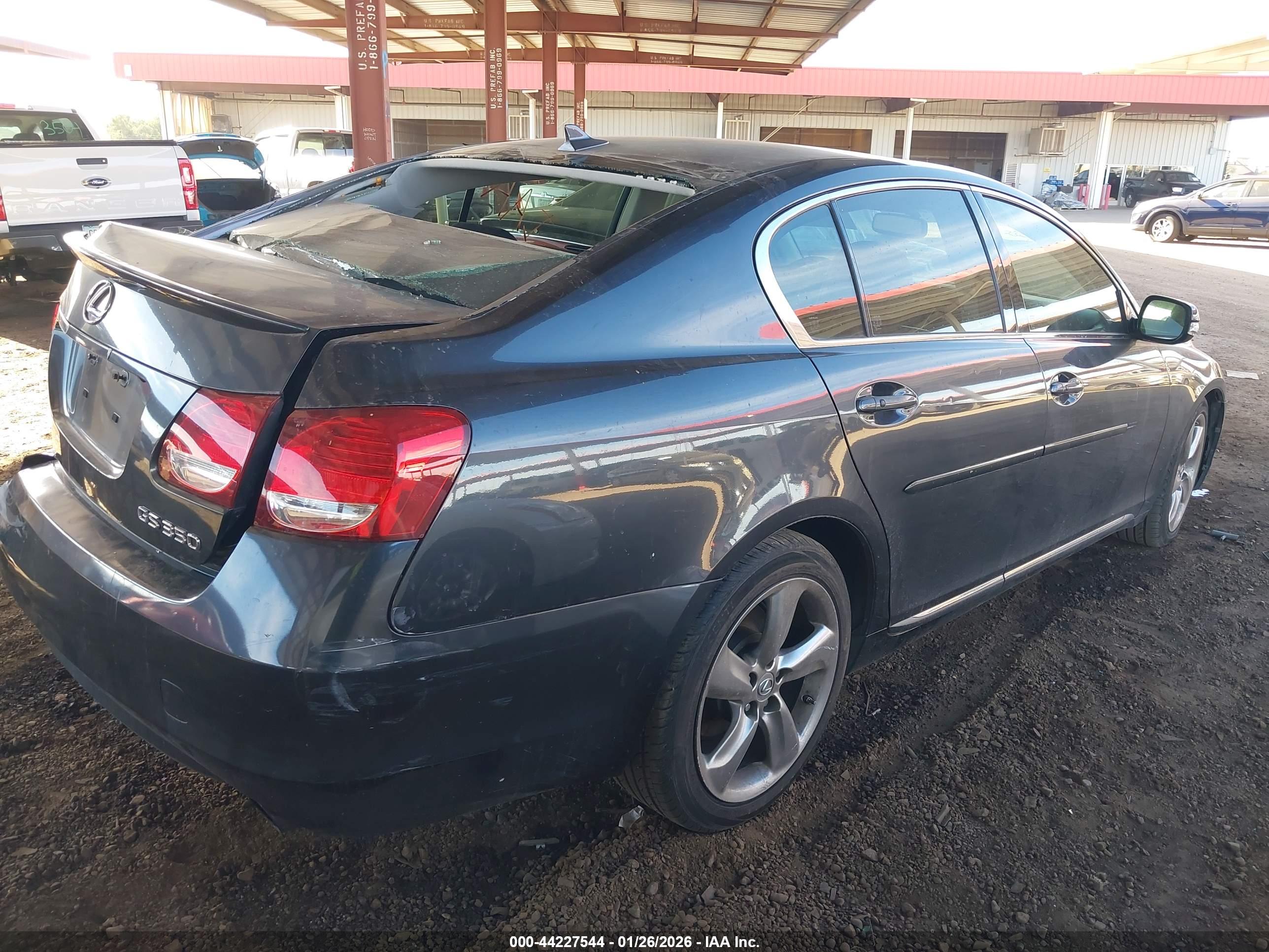 LEXUS GS image 4
