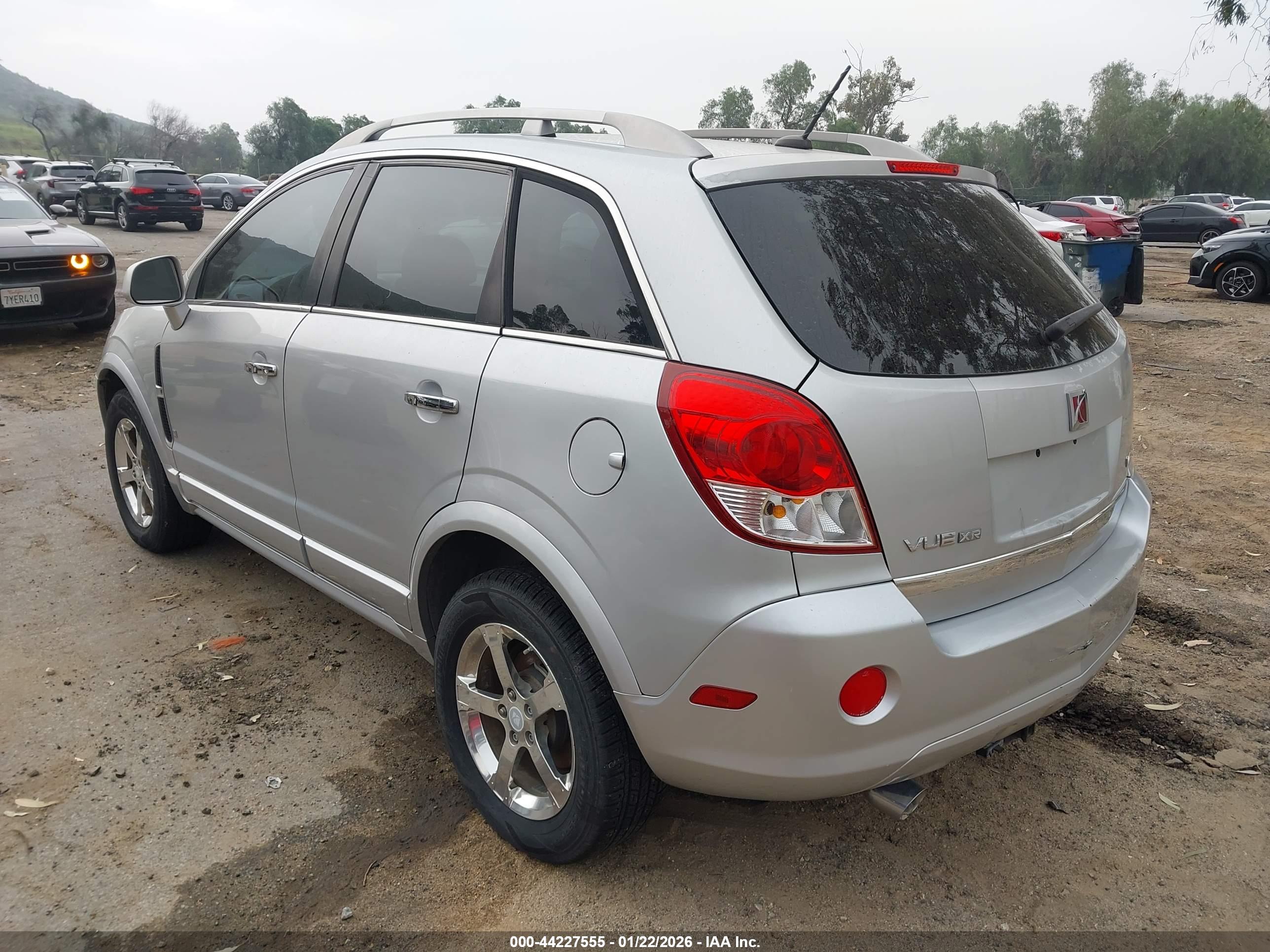 SATURN VUE image 3