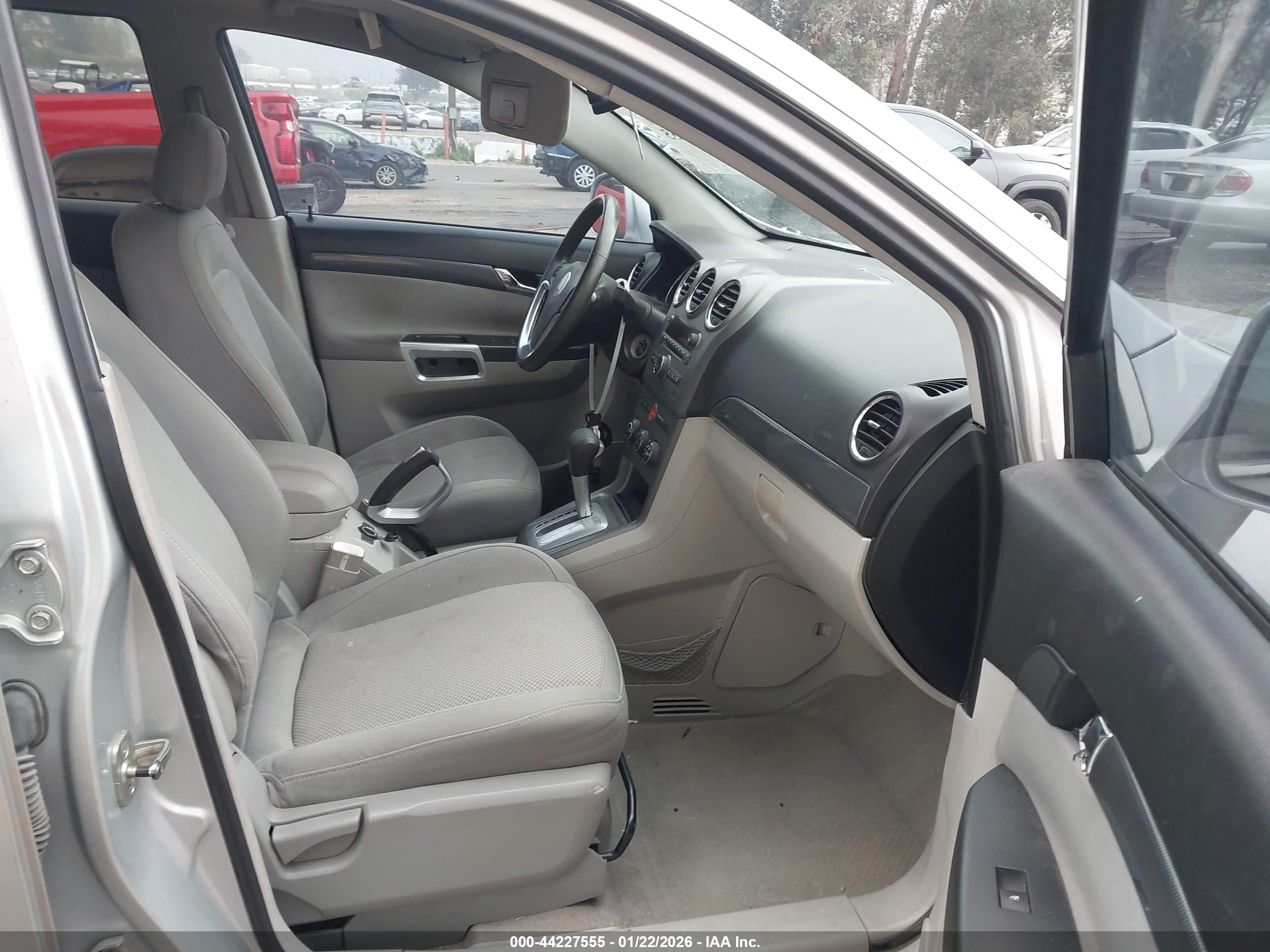 SATURN VUE image 5