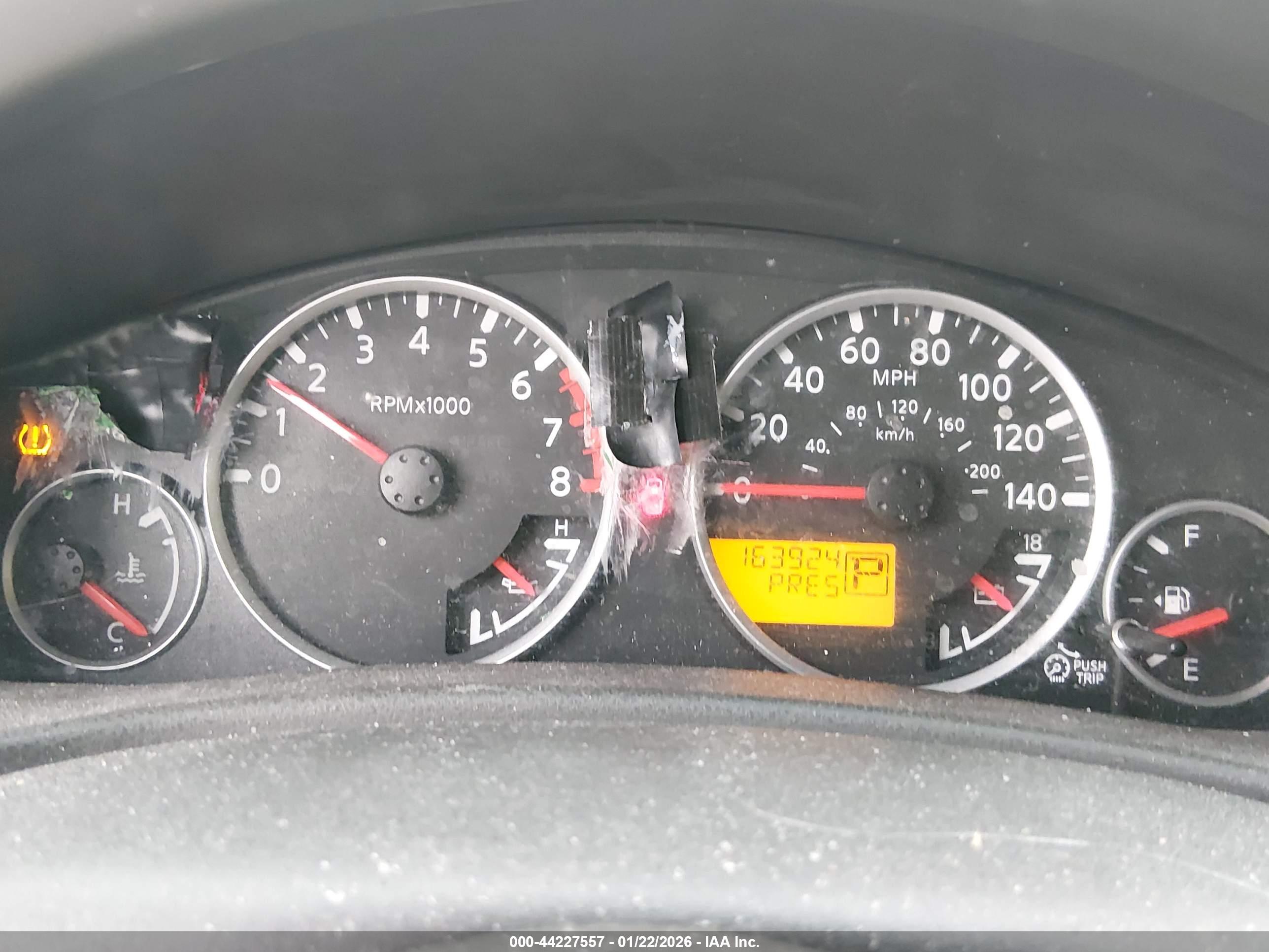 NISSAN PATHFINDER image 7