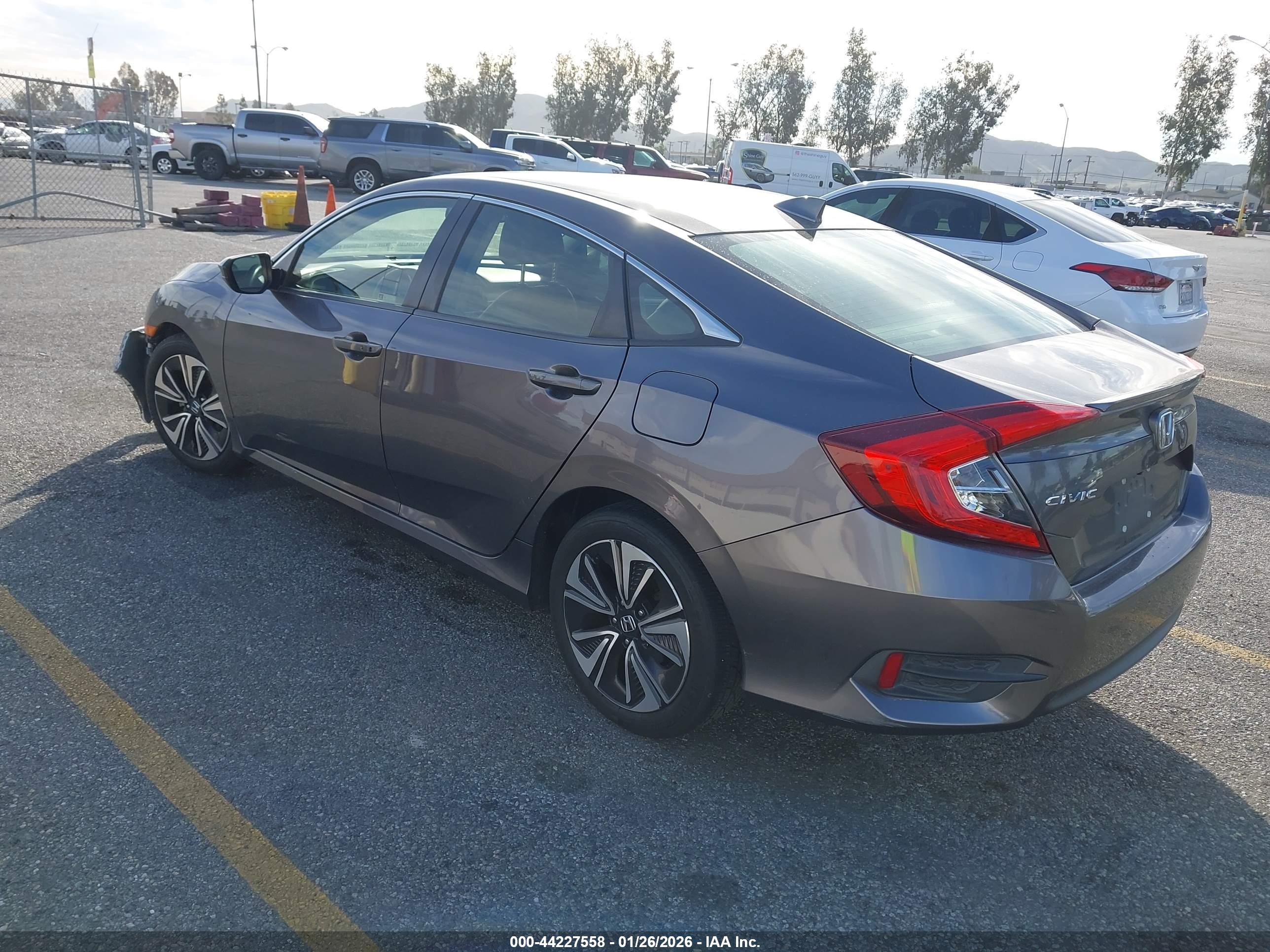 HONDA CIVIC image 3