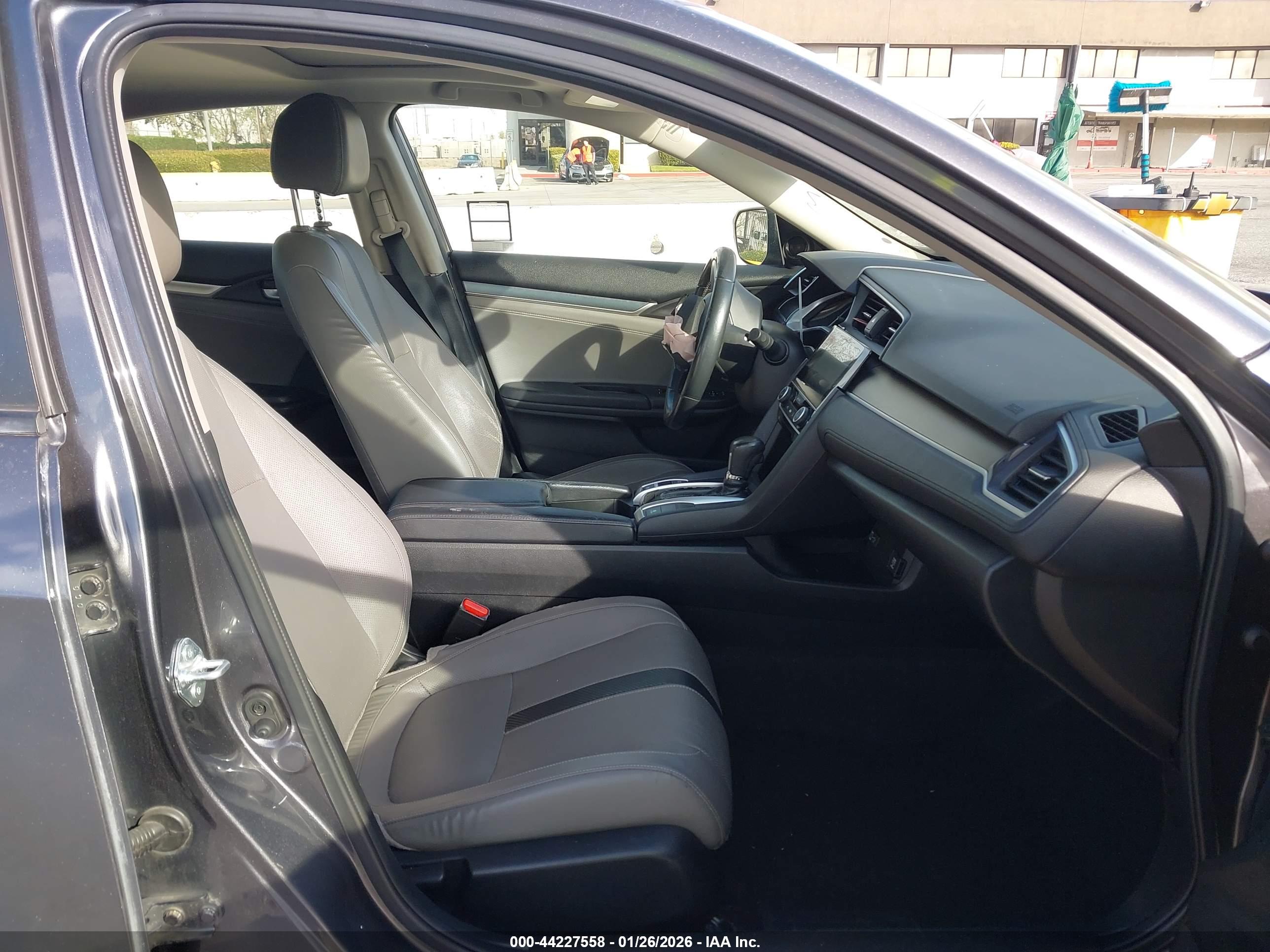 HONDA CIVIC image 5