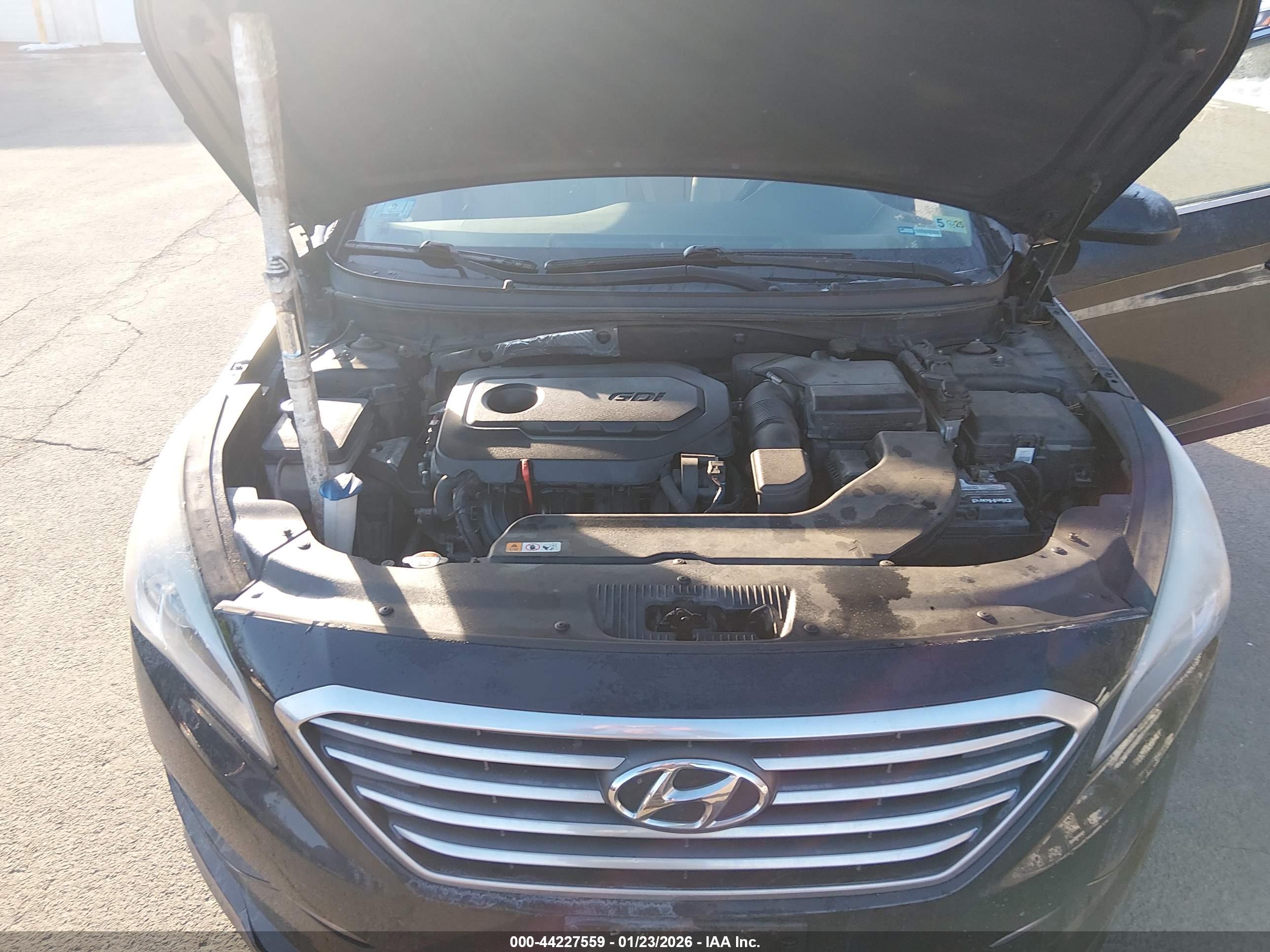 HYUNDAI SONATA image 10
