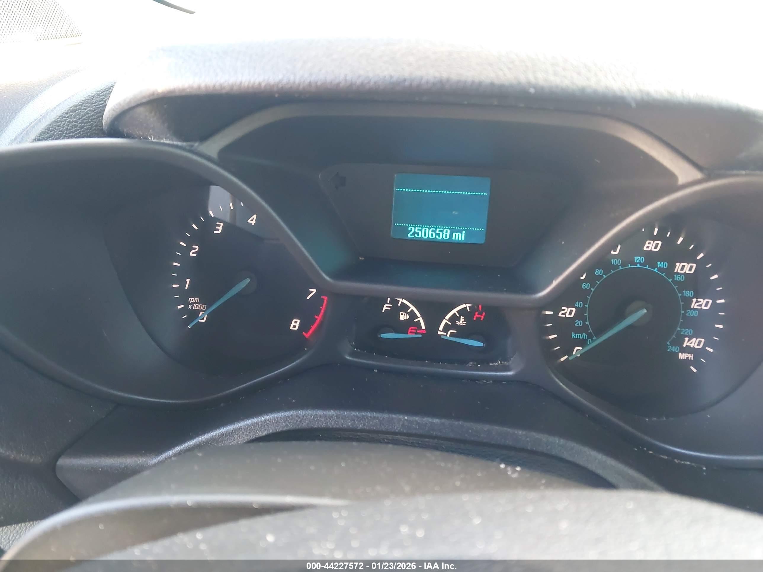 FORD TRANSIT image 7
