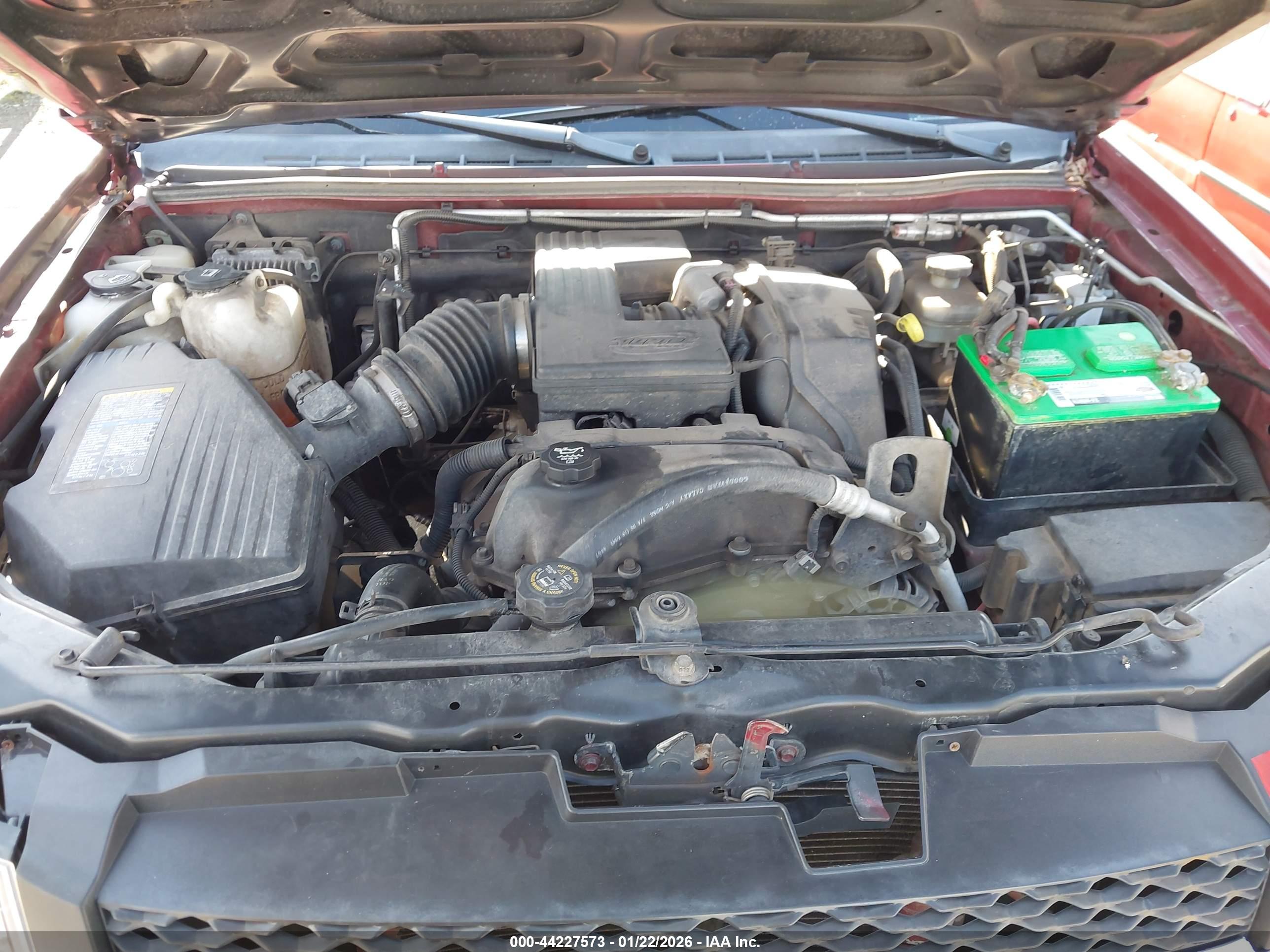 CHEVROLET COLORADO image 10
