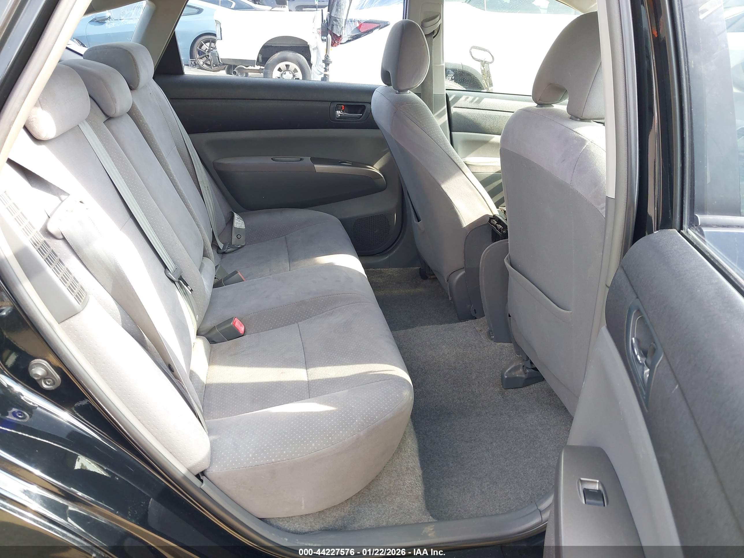 TOYOTA PRIUS image 8