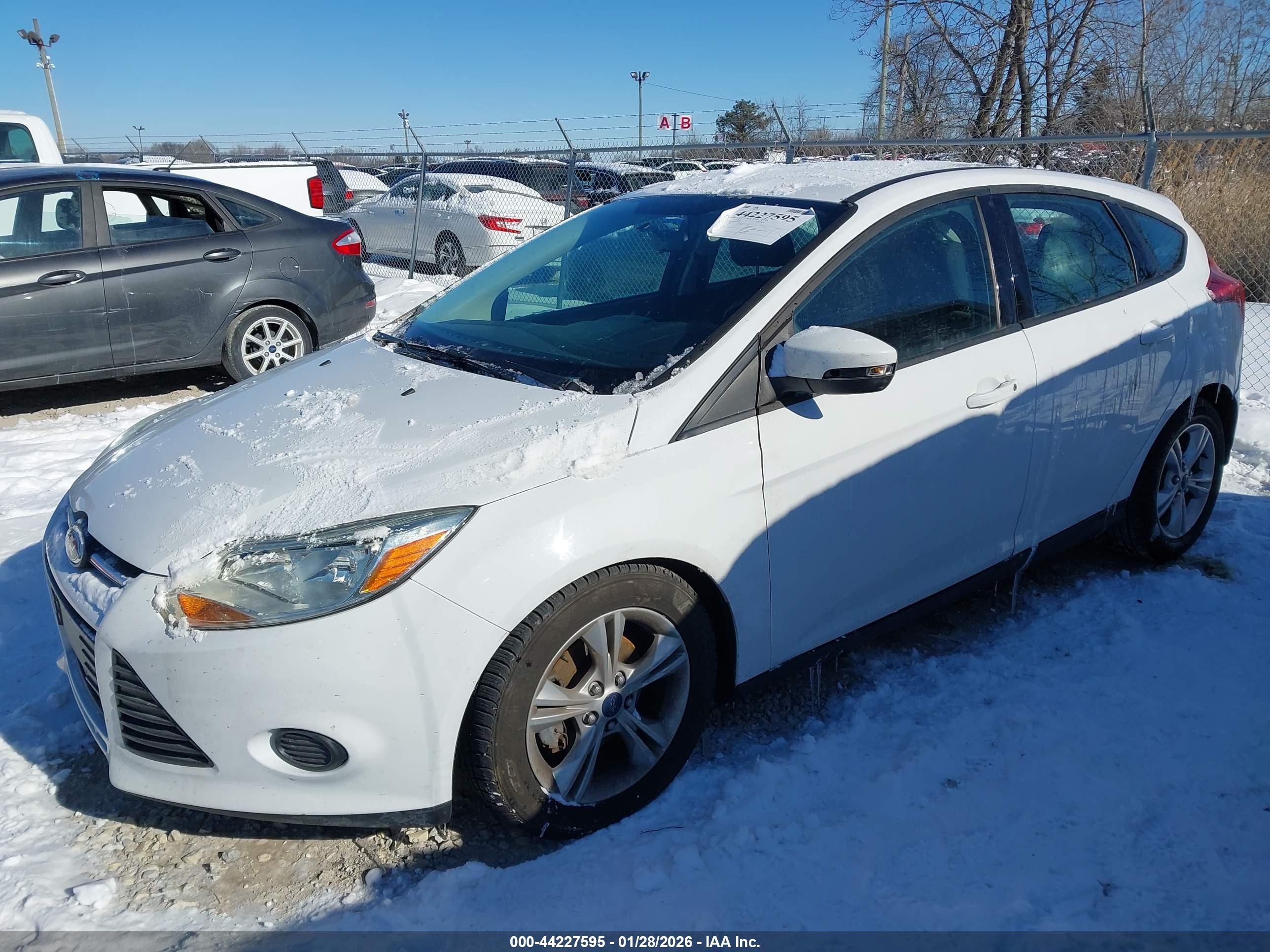 FORD FOCUS image 2