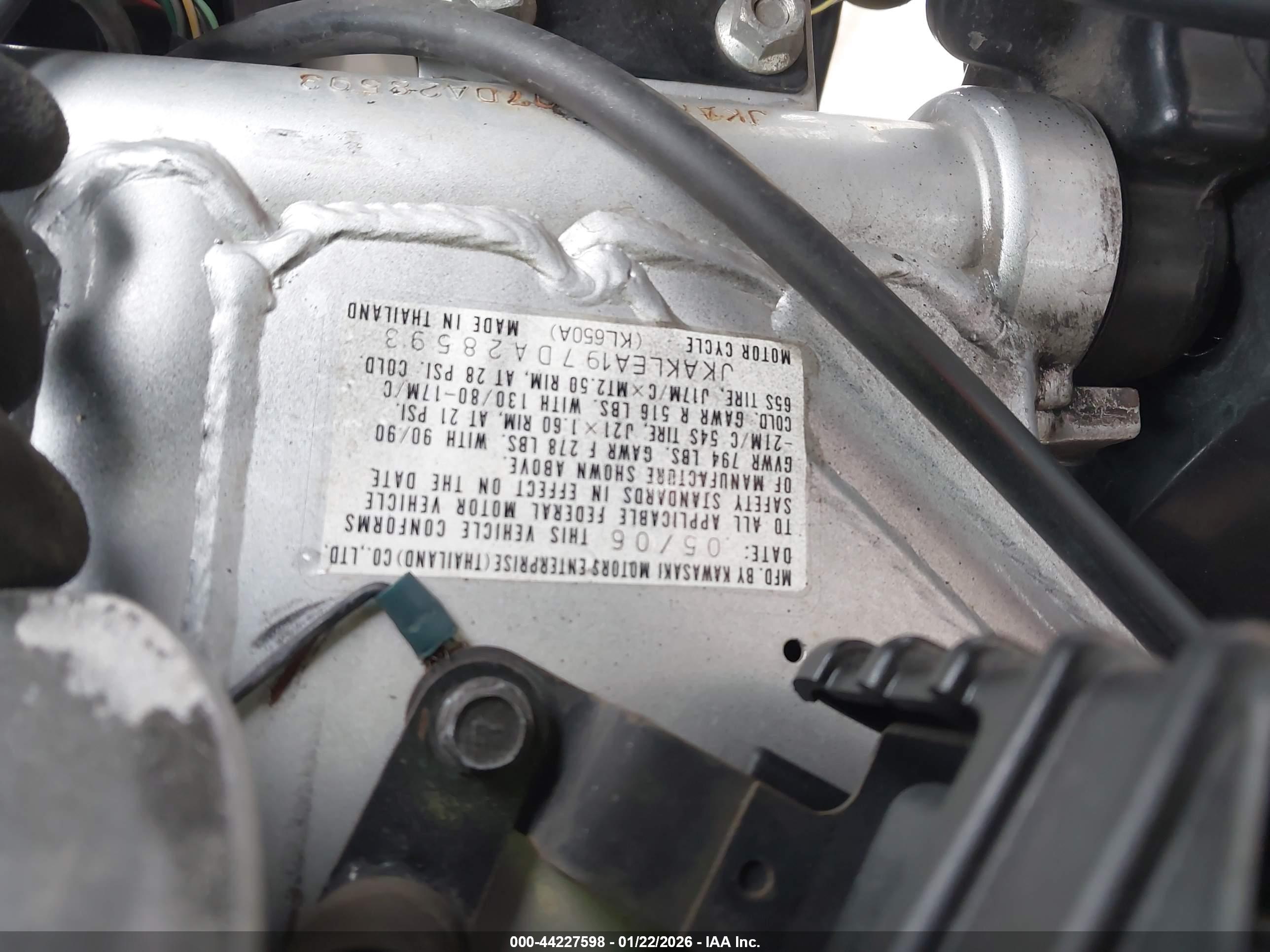 KAWASAKI KL650 image 10