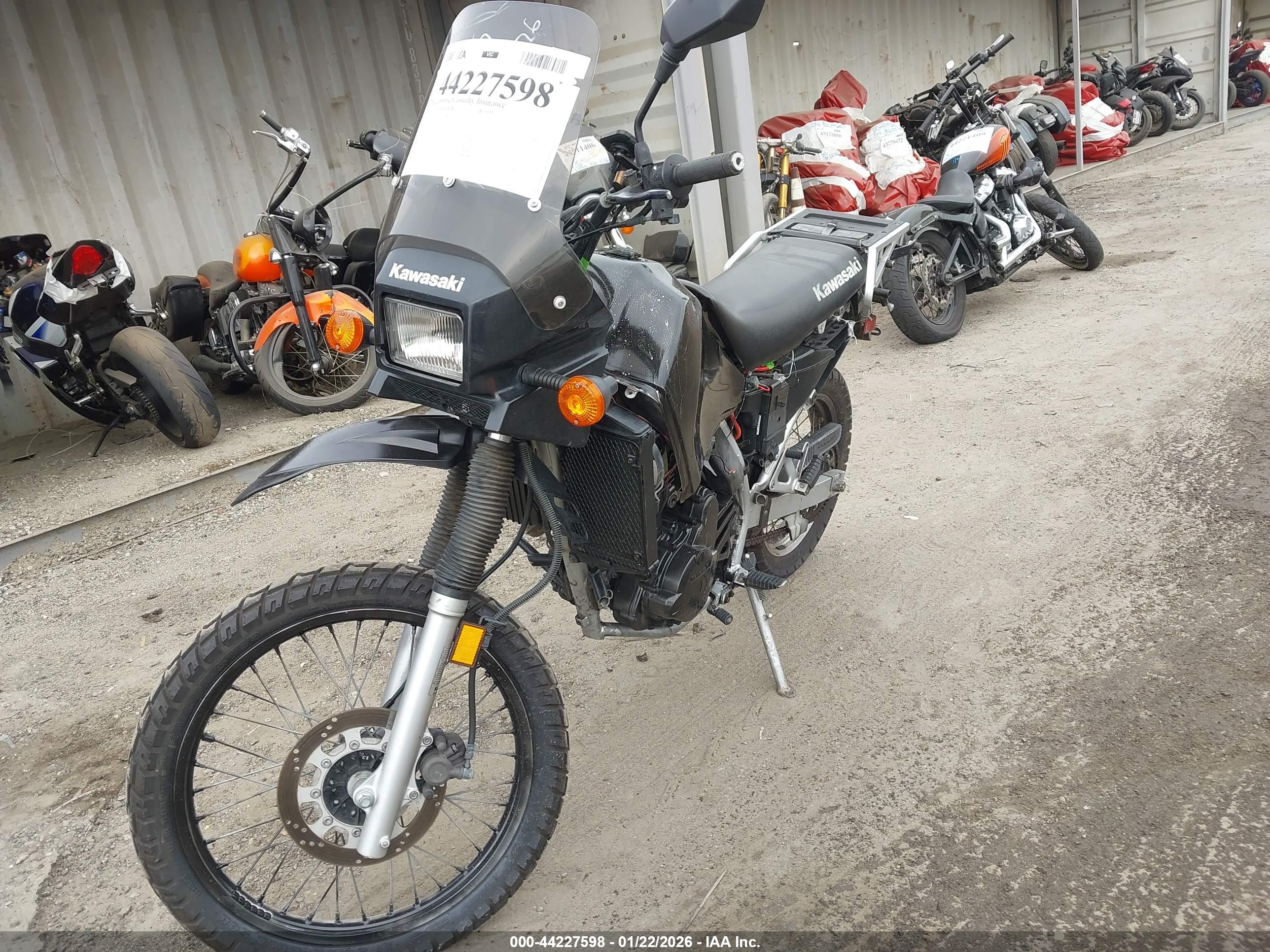 KAWASAKI KL650 image 2