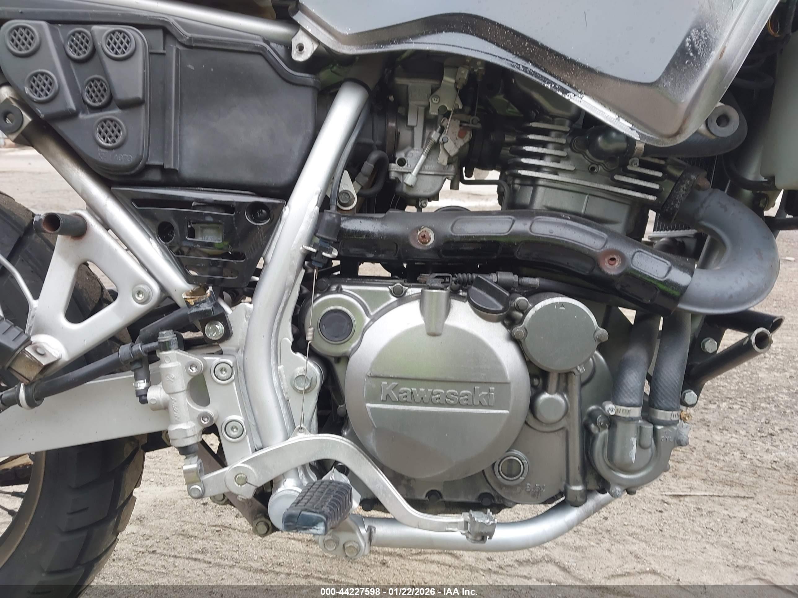 KAWASAKI KL650 image 8