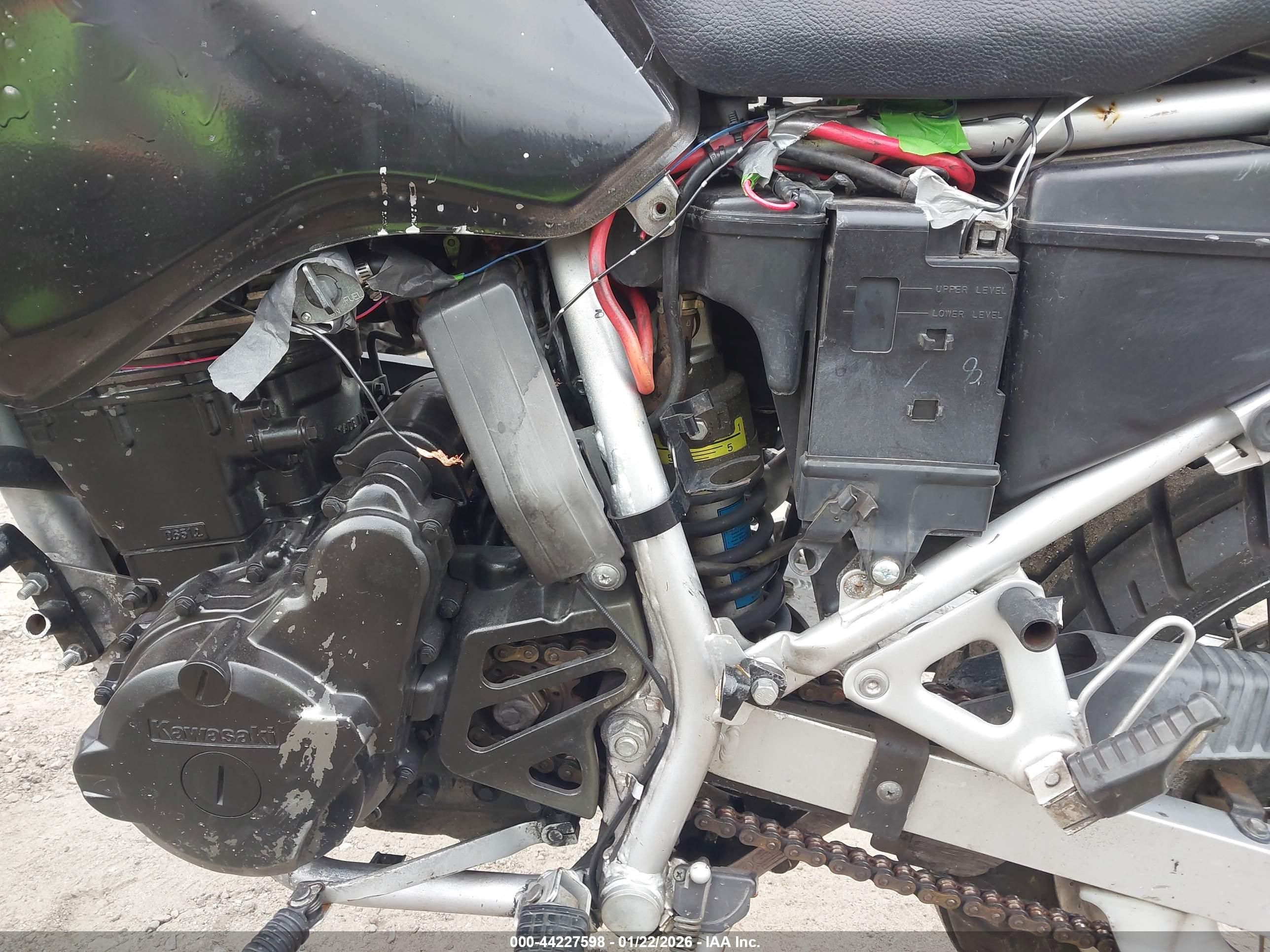 KAWASAKI KL650 image 9