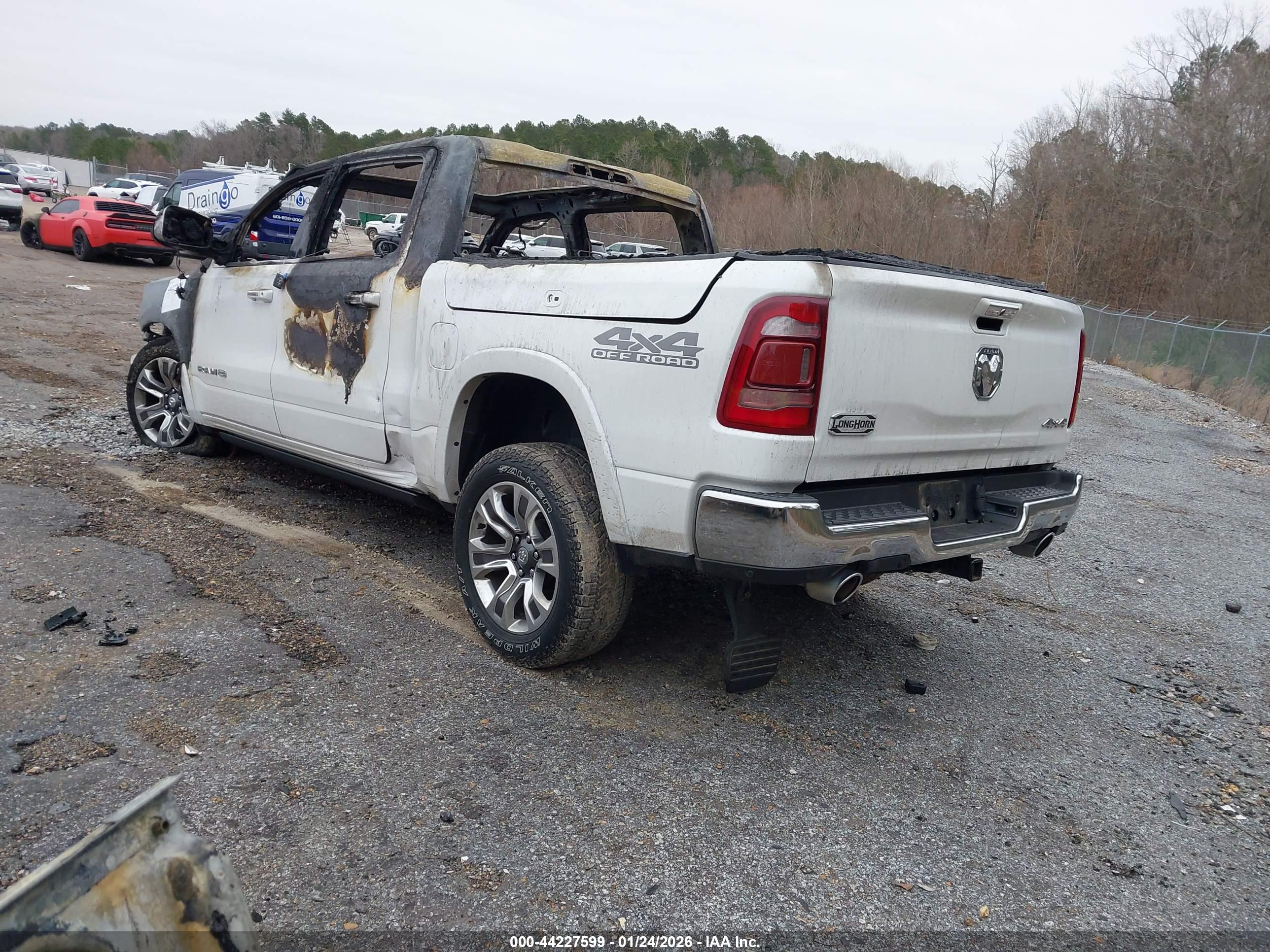 RAM 1500 image 3