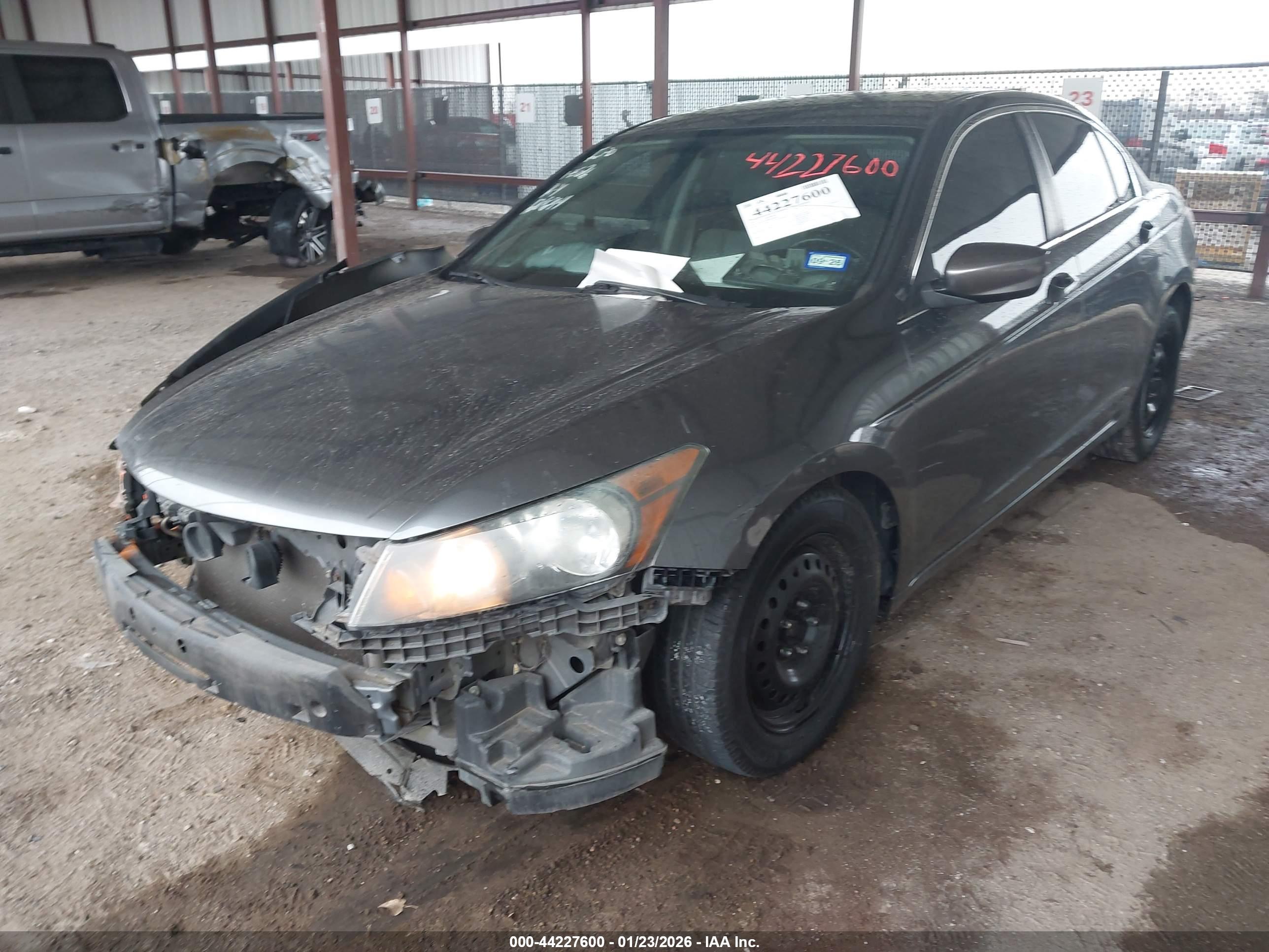 HONDA ACCORD image 2