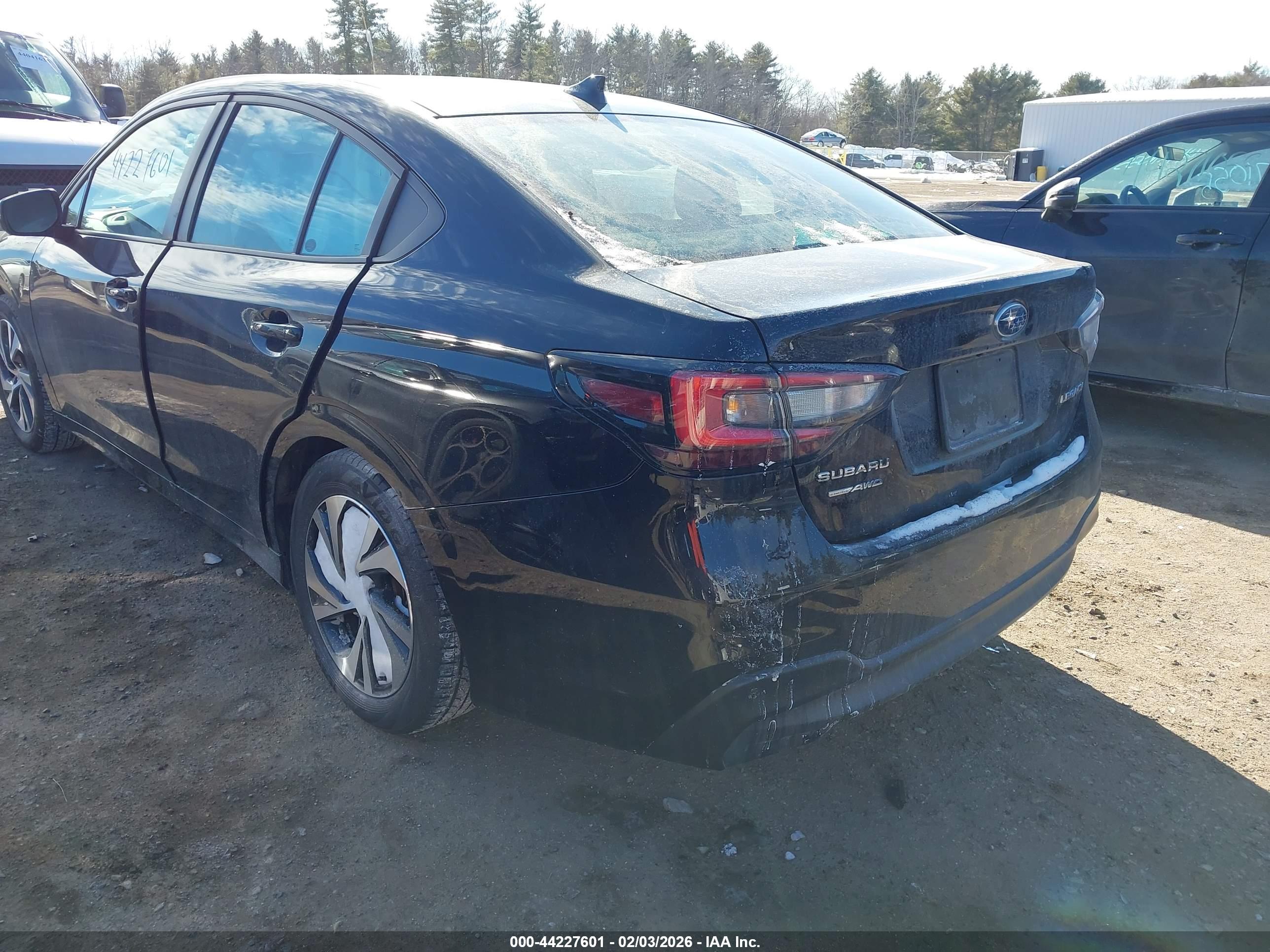 SUBARU LEGACY image 3