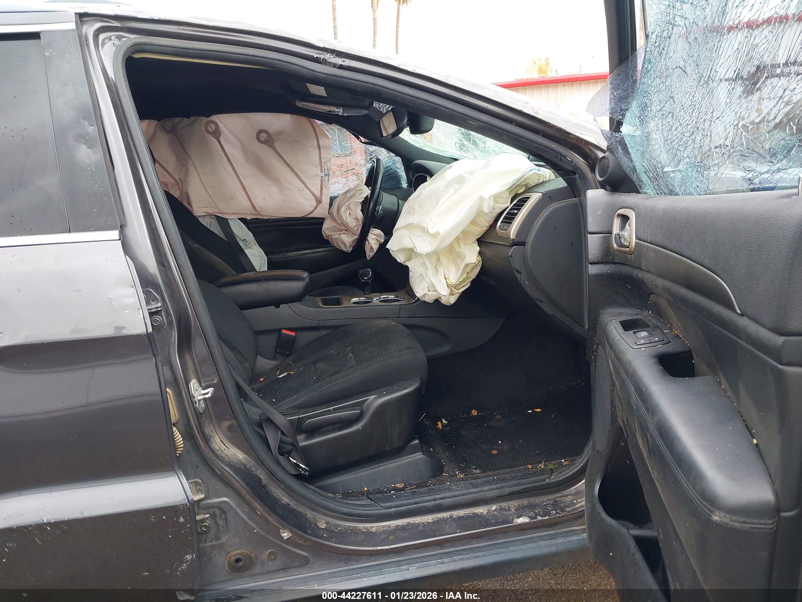 JEEP GRAND image 5