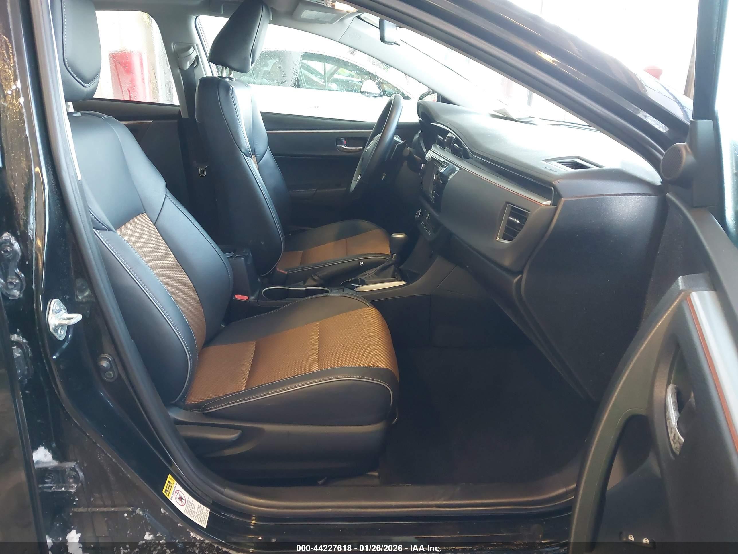 TOYOTA COROLLA image 5