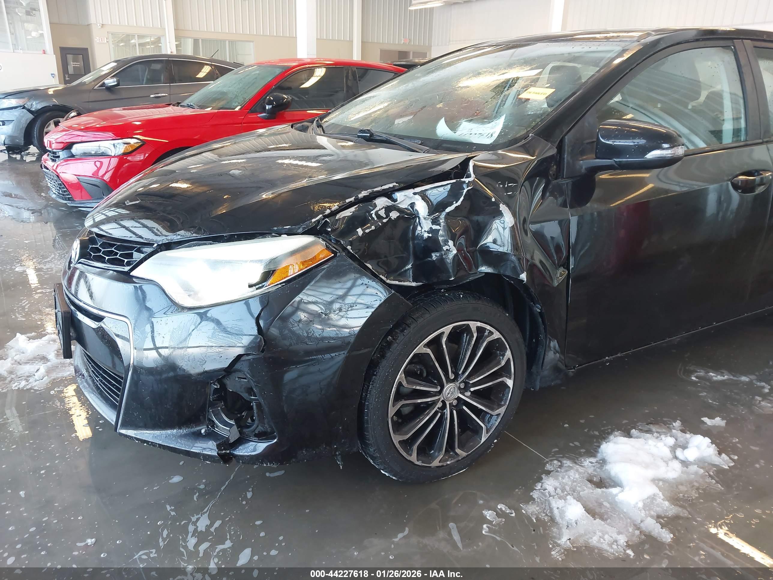 TOYOTA COROLLA image 6