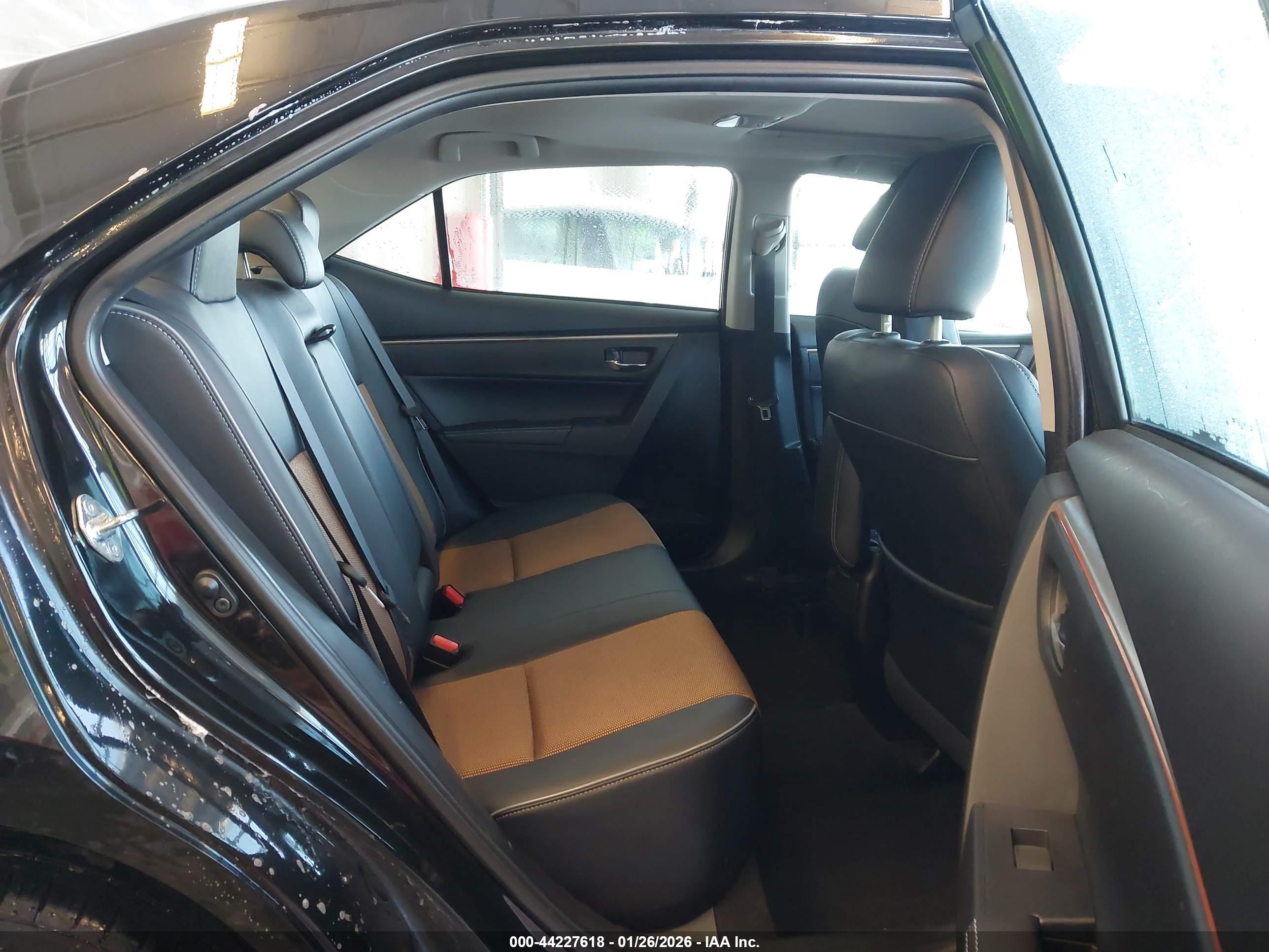 TOYOTA COROLLA image 8