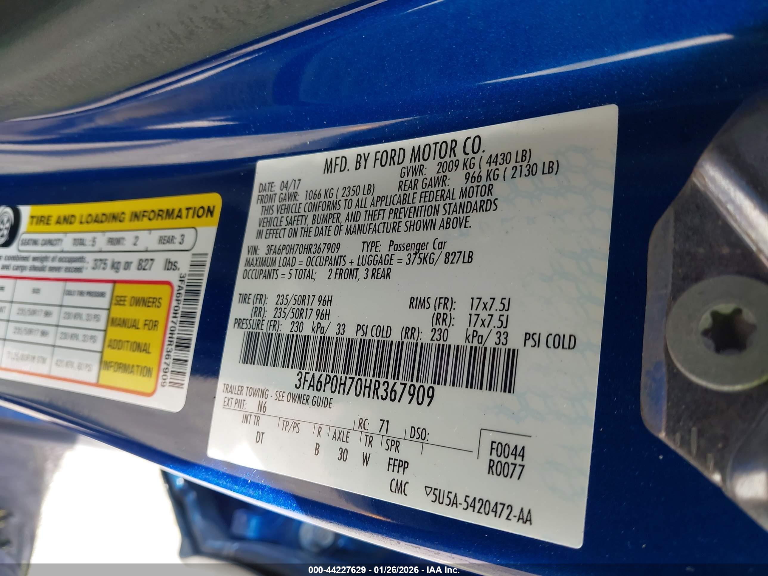 FORD FUSION image 9