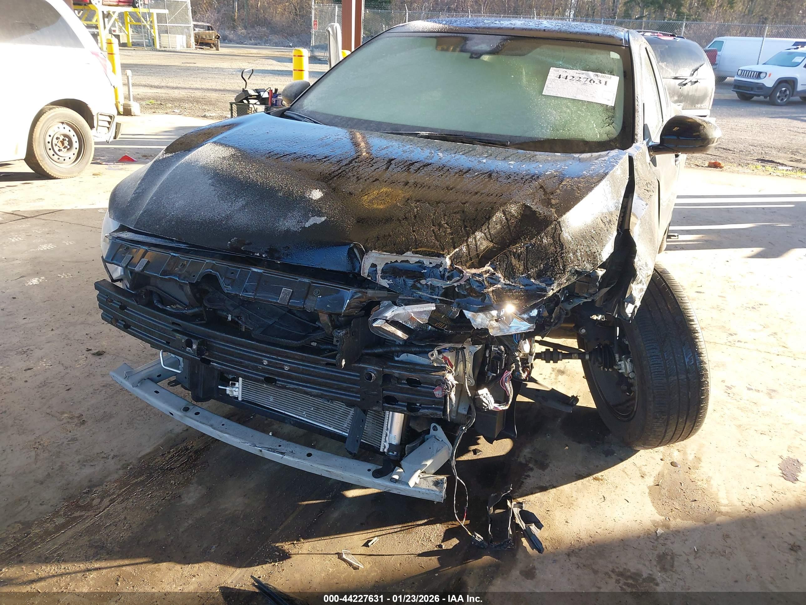 NISSAN SENTRA image 6