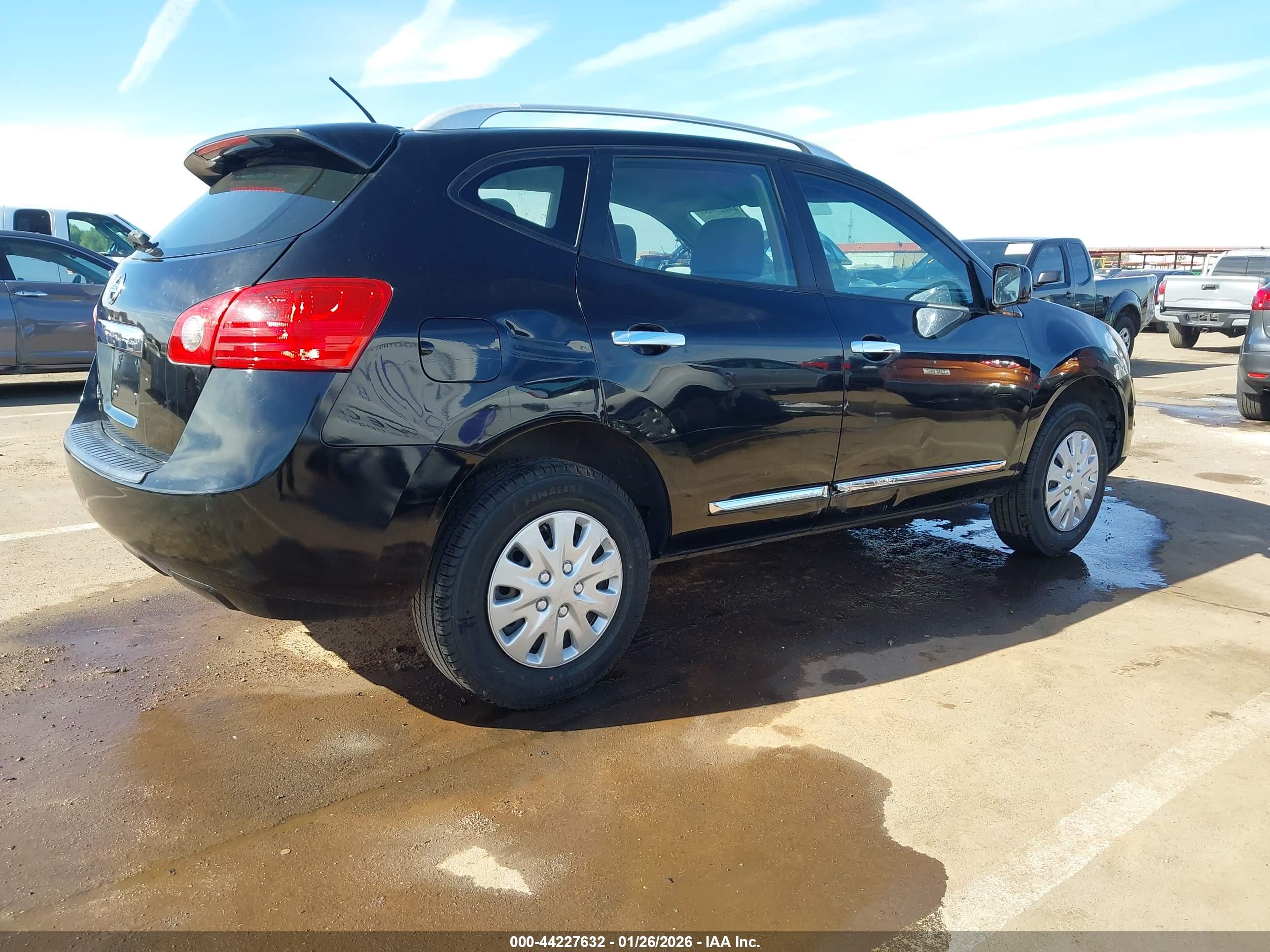 NISSAN ROGUE image 6