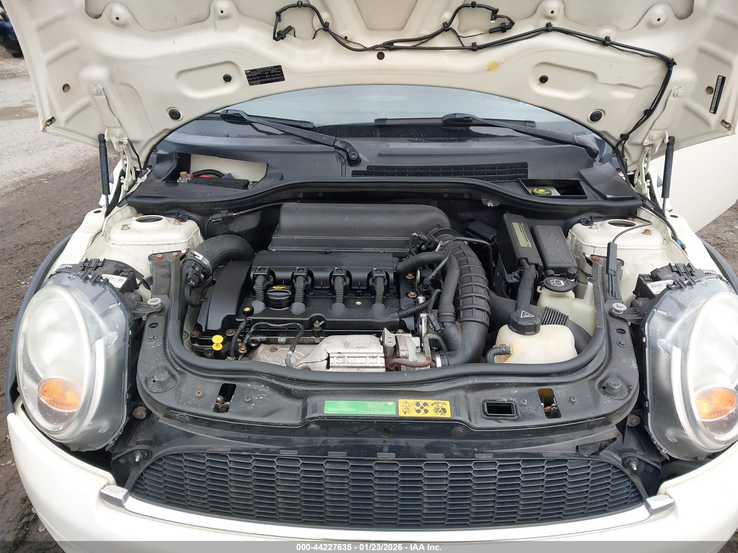 MINI COOPER image 10