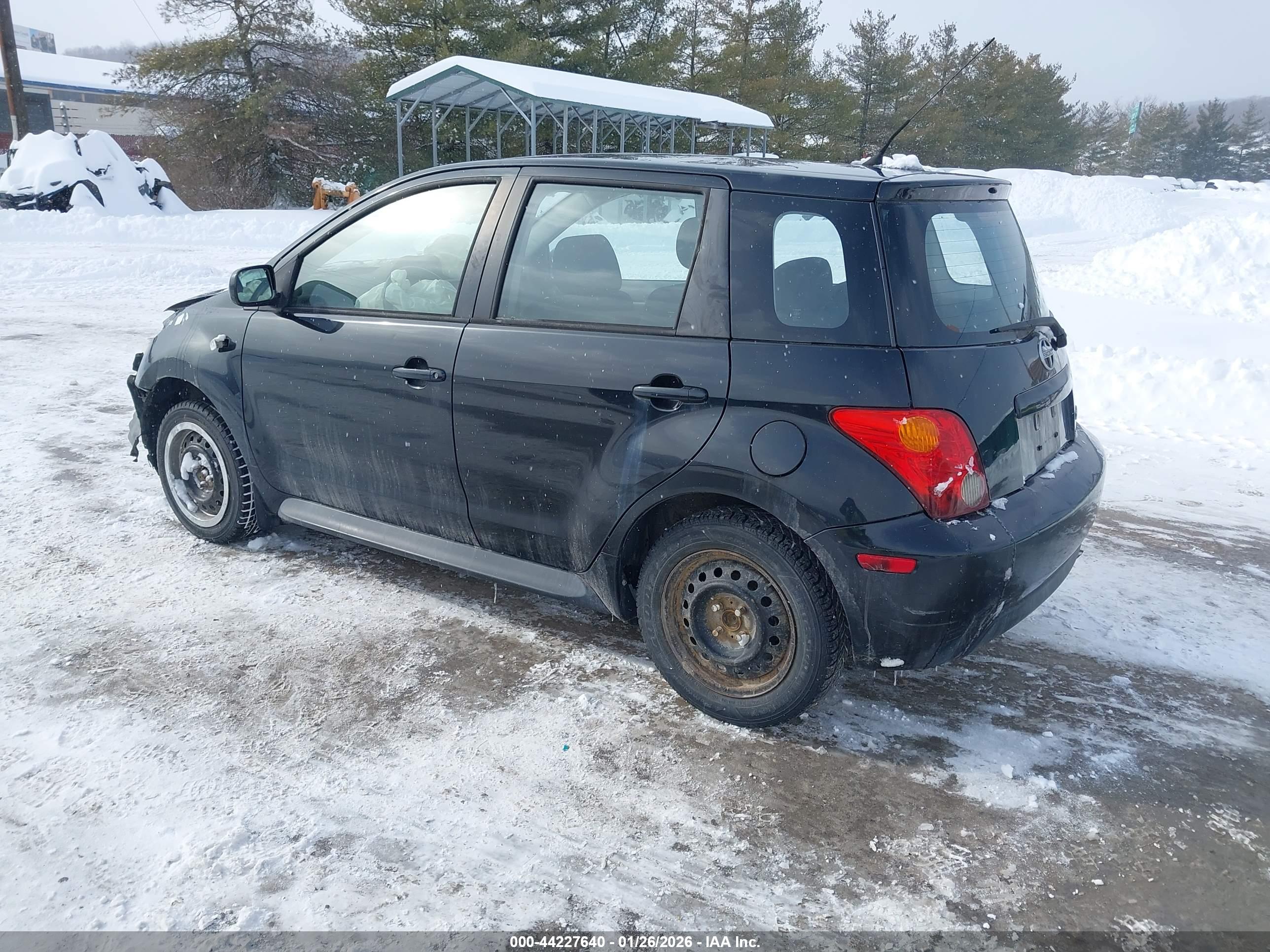 SCION XA image 3