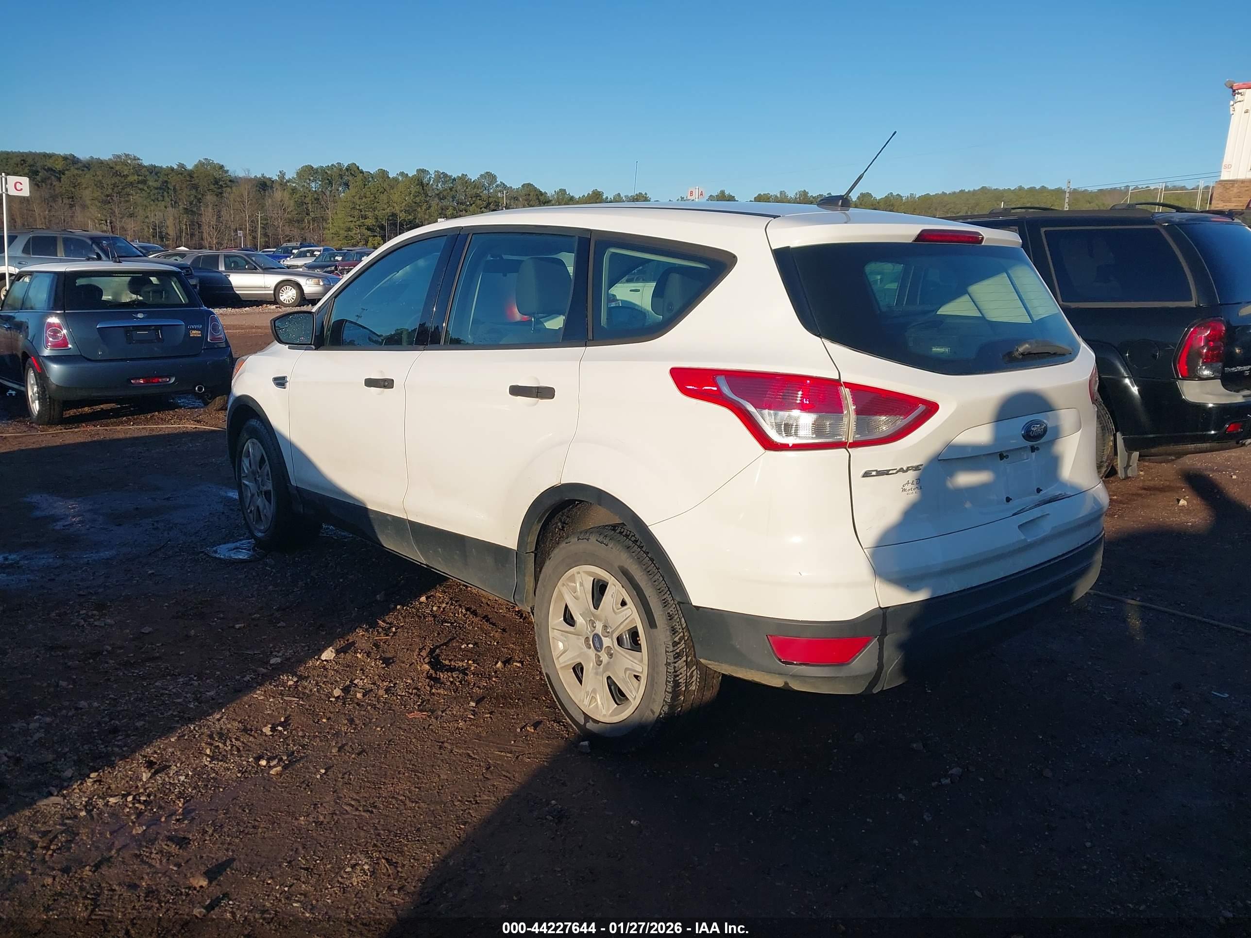 FORD ESCAPE image 3