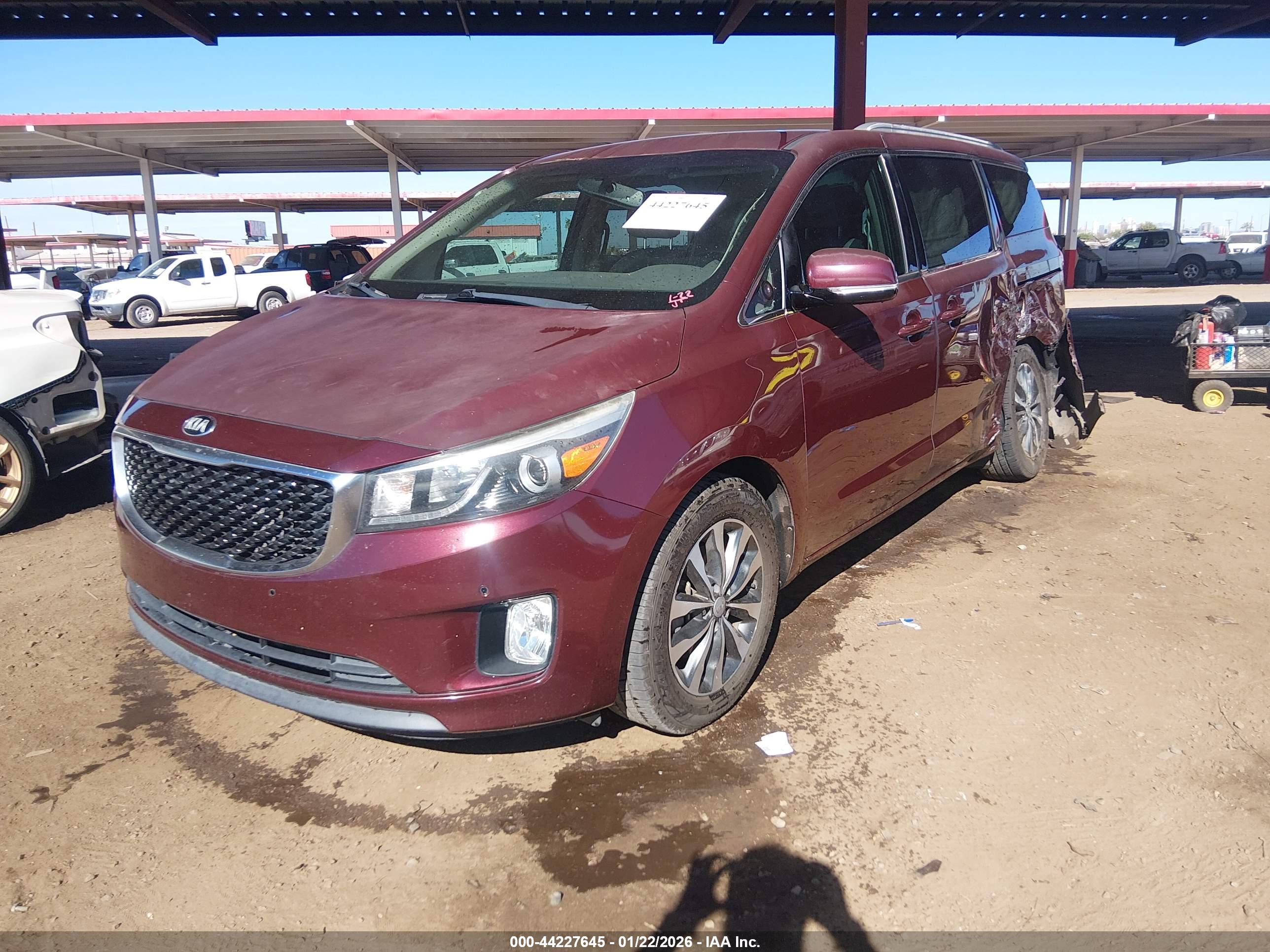 KIA SEDONA image 2