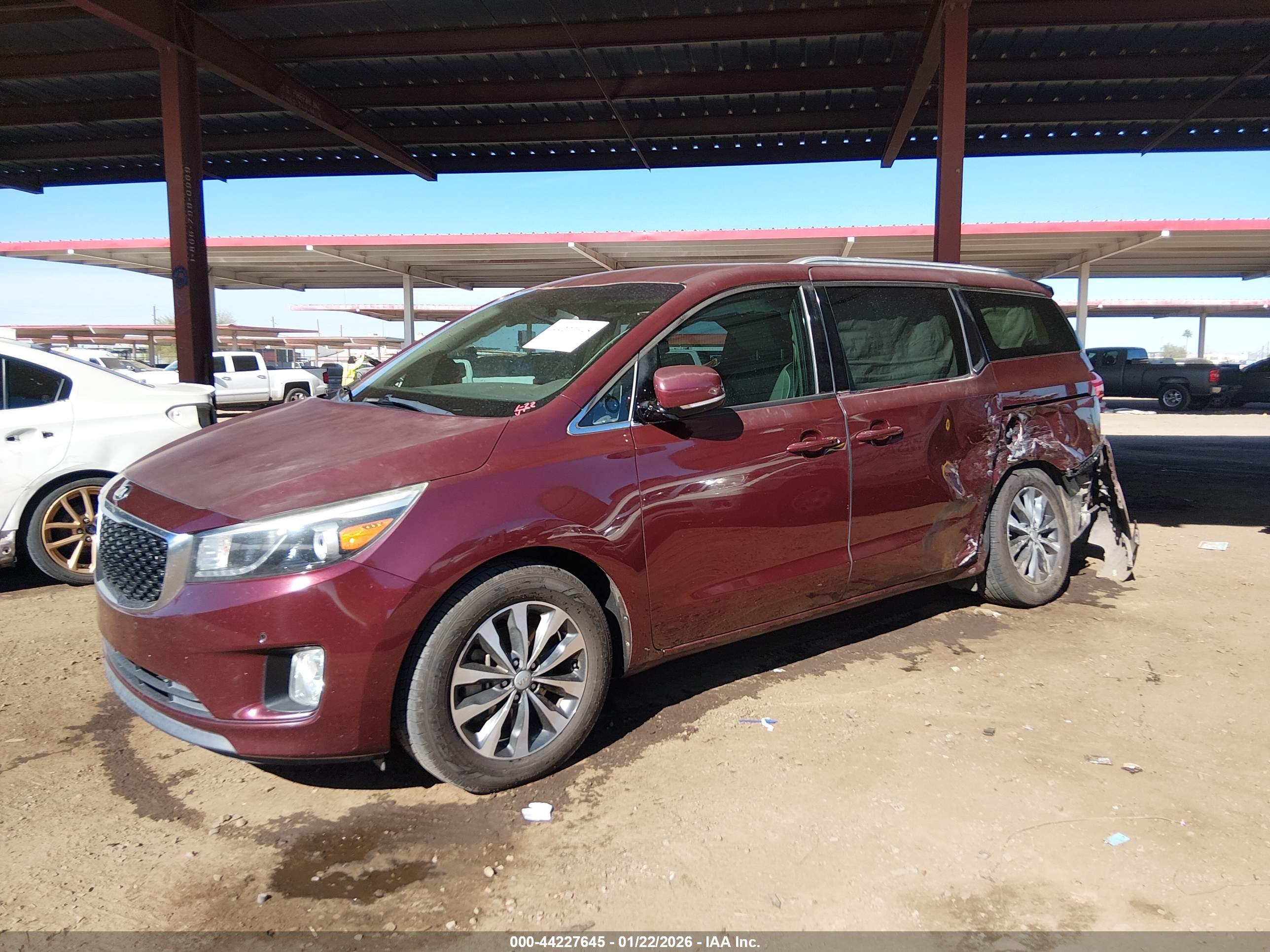 KIA SEDONA image 6