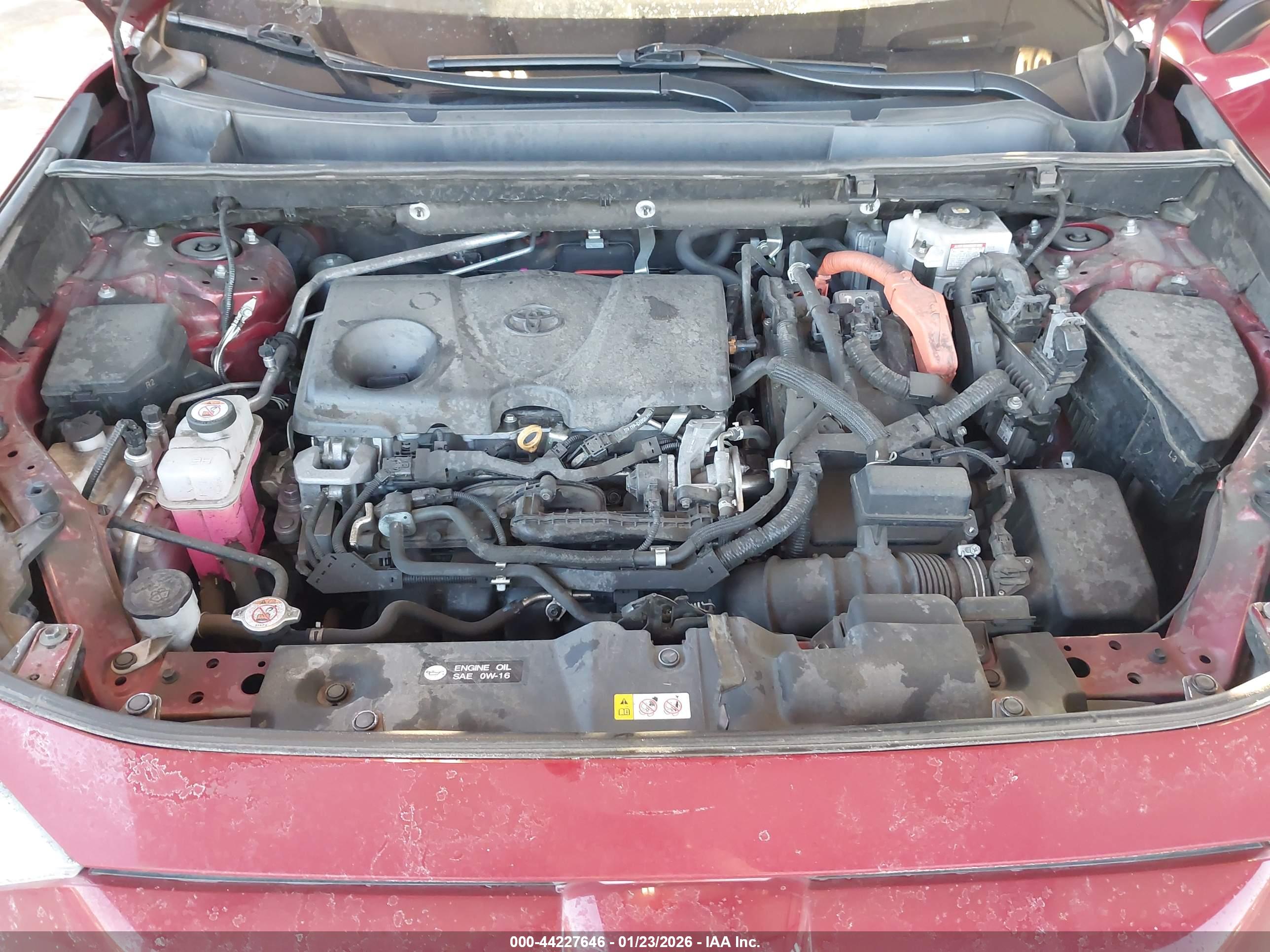 TOYOTA RAV4 image 10