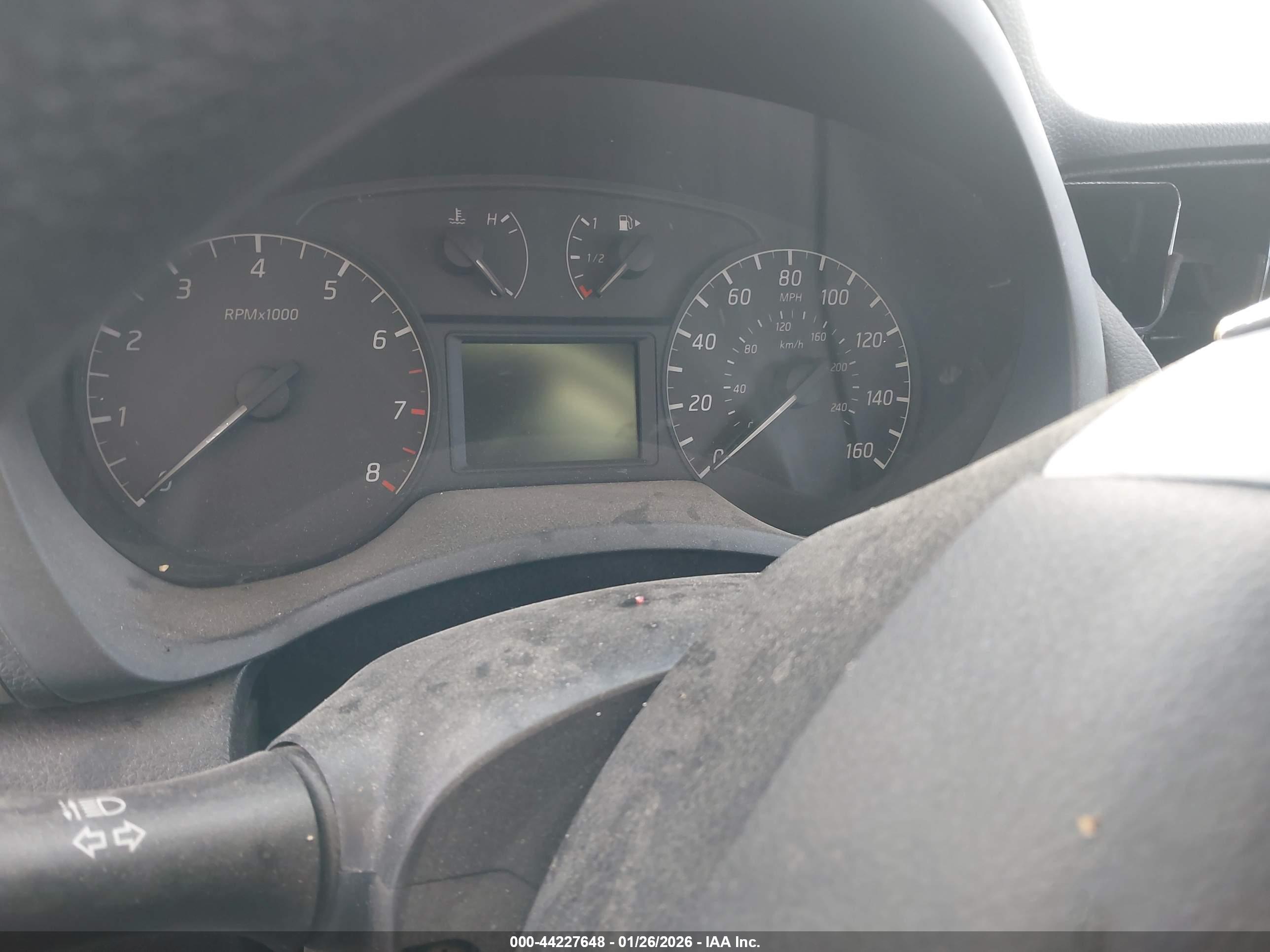 NISSAN SENTRA image 7