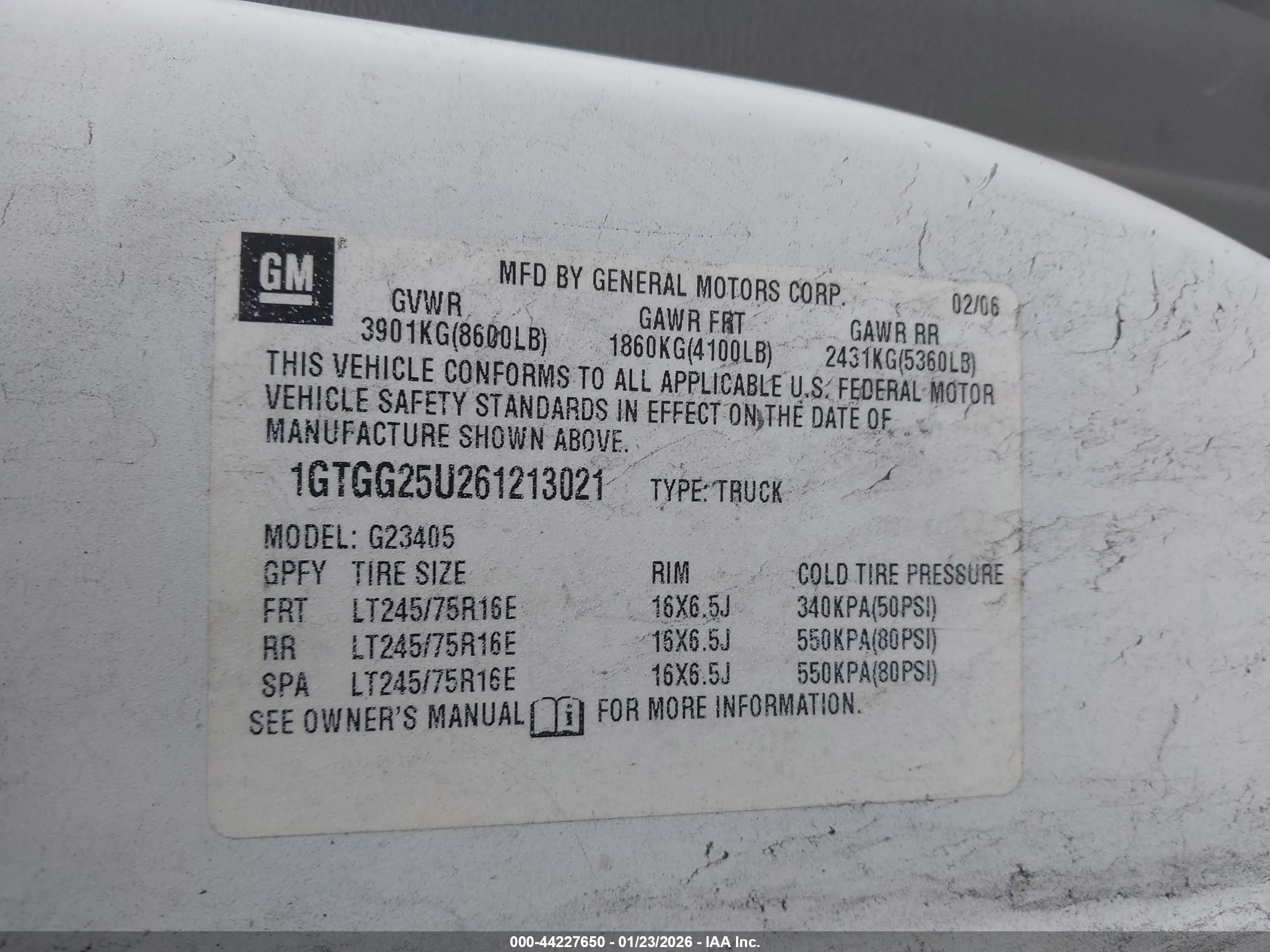 GMC SAVANA image 9