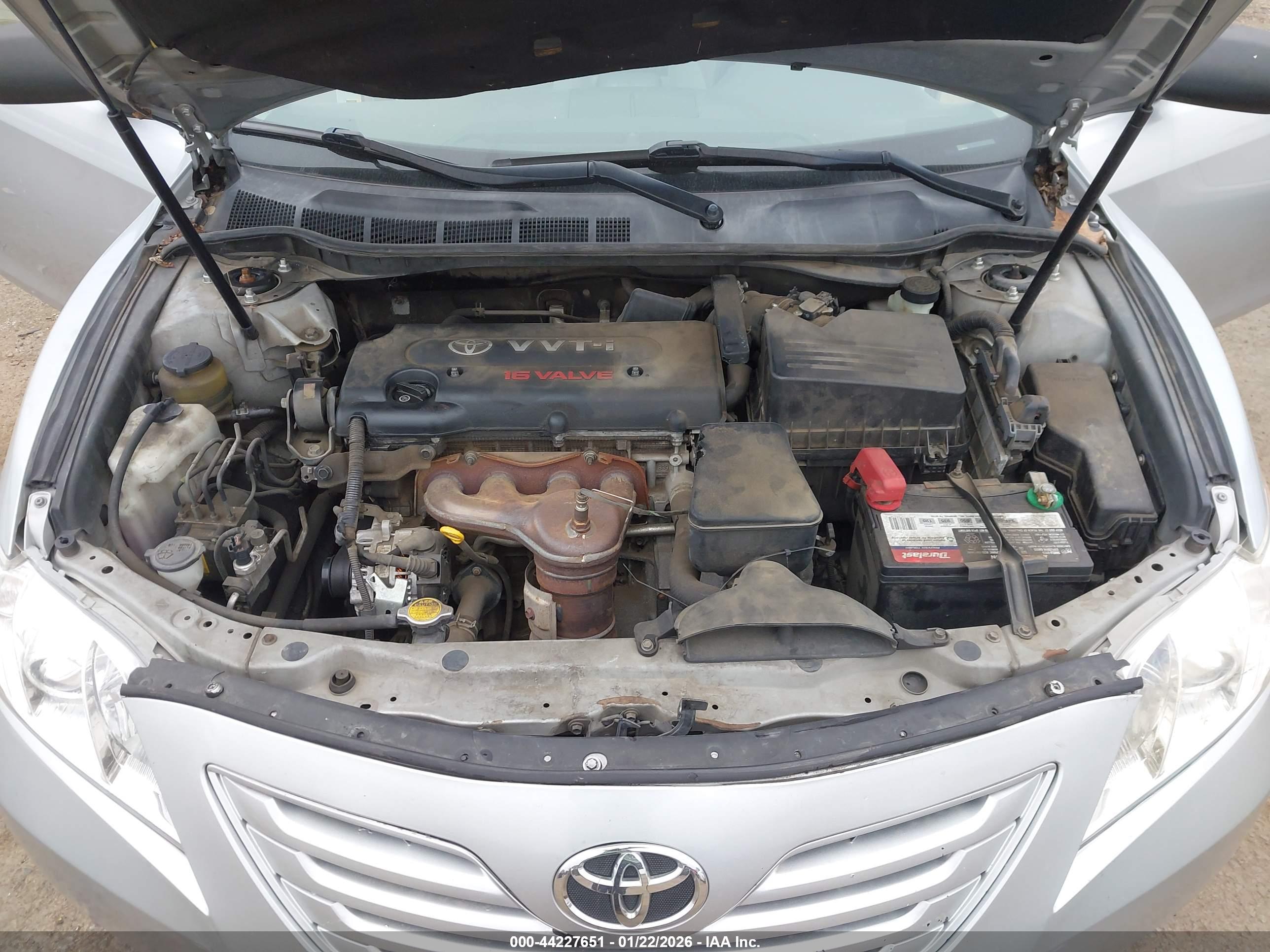 TOYOTA CAMRY image 10