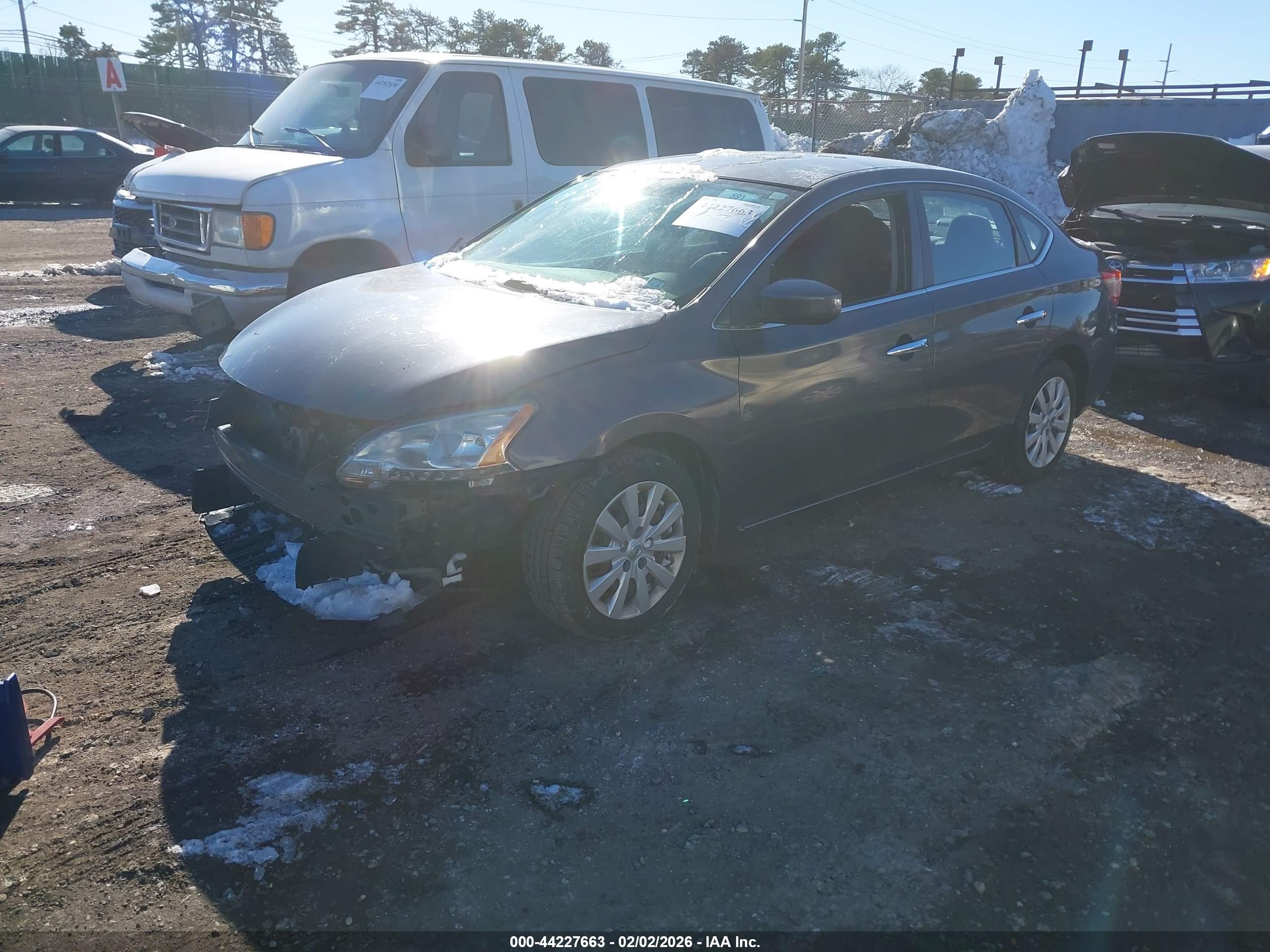 NISSAN SENTRA image 2
