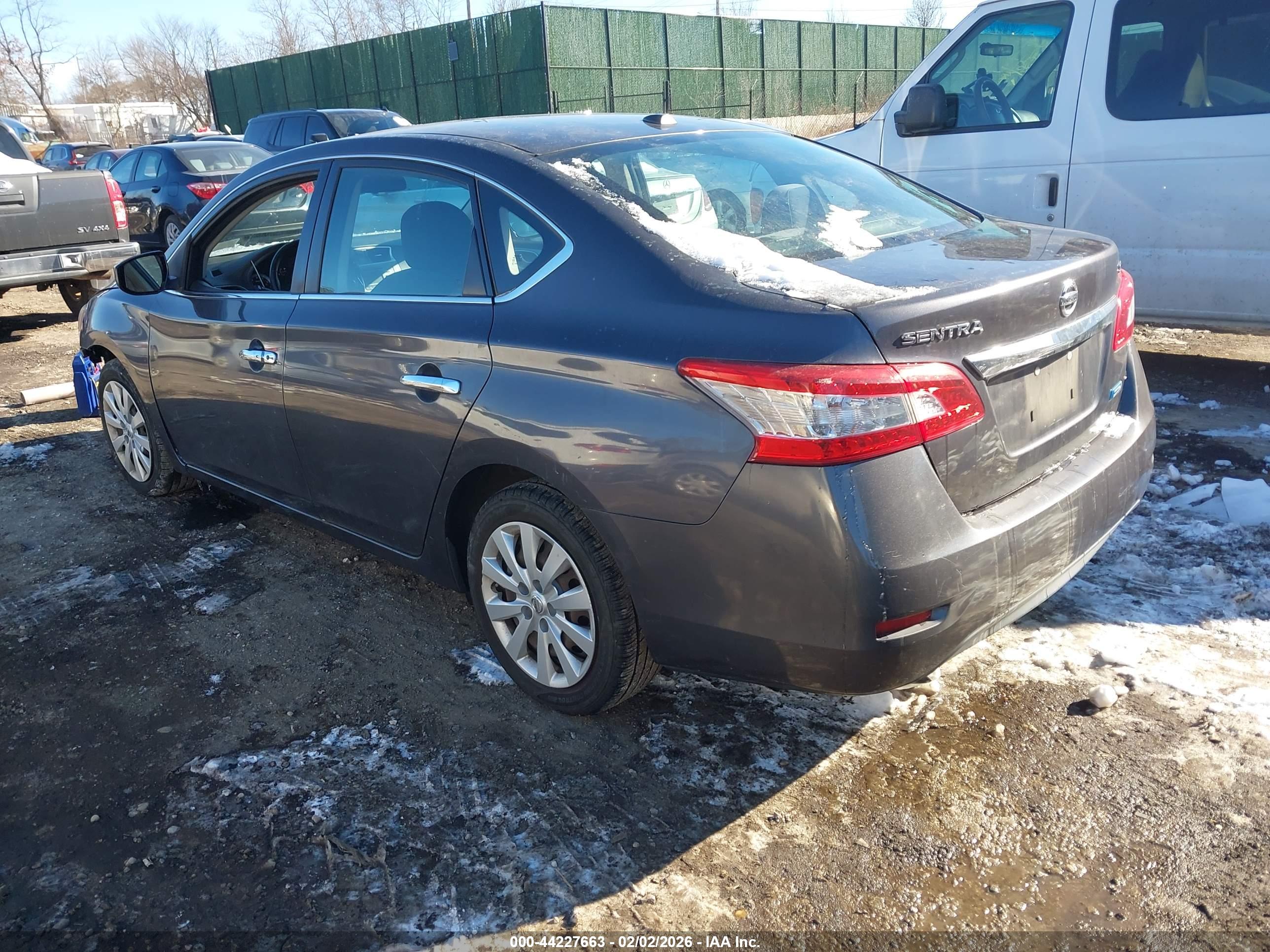 NISSAN SENTRA image 3