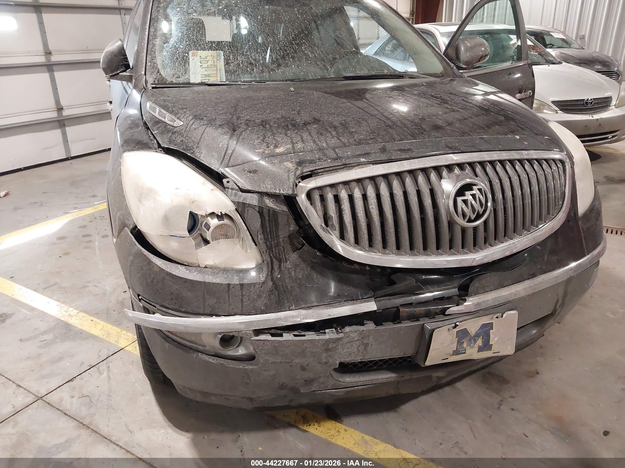 BUICK ENCLAVE image 6