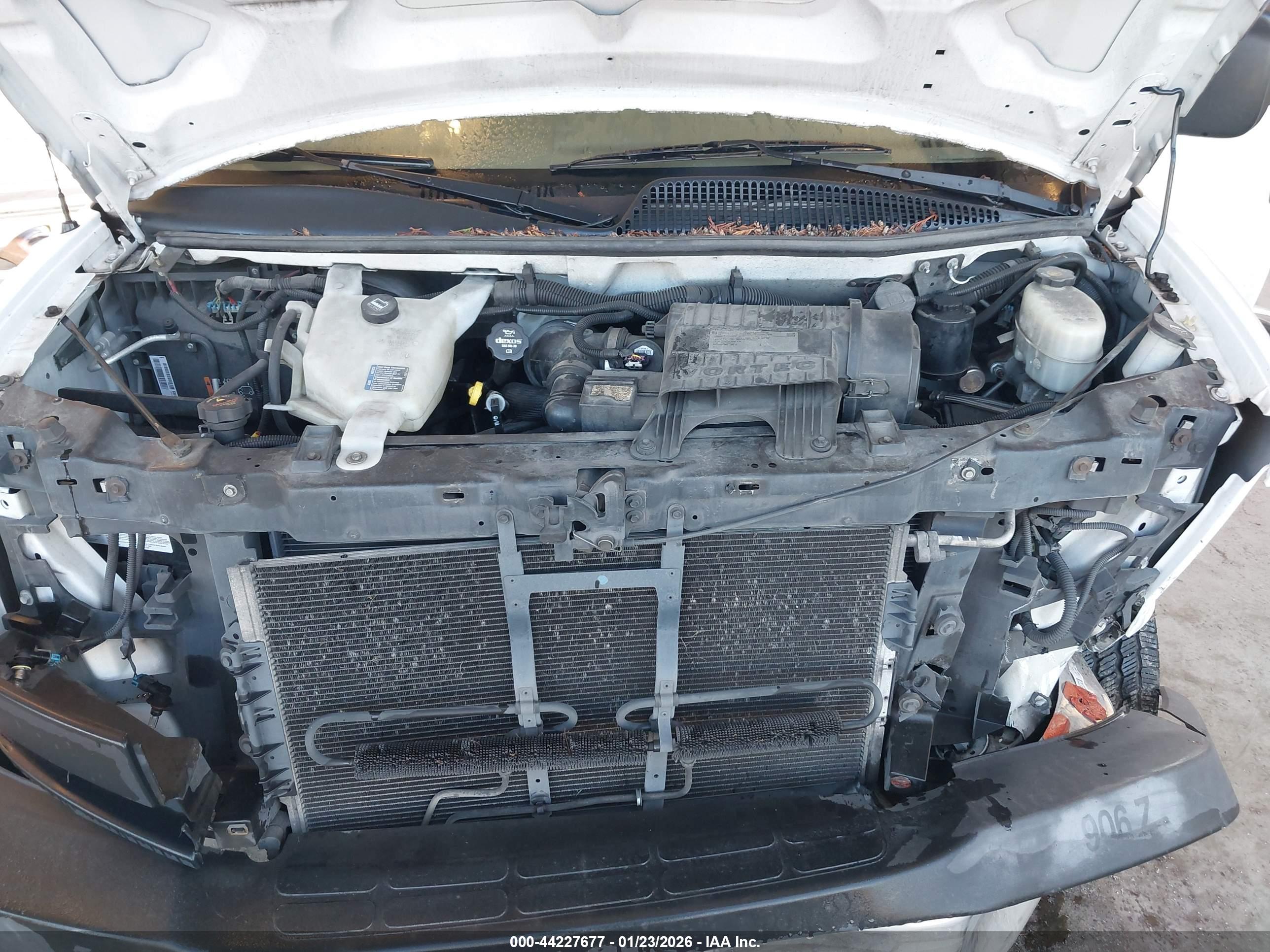 GMC SAVANA image 10