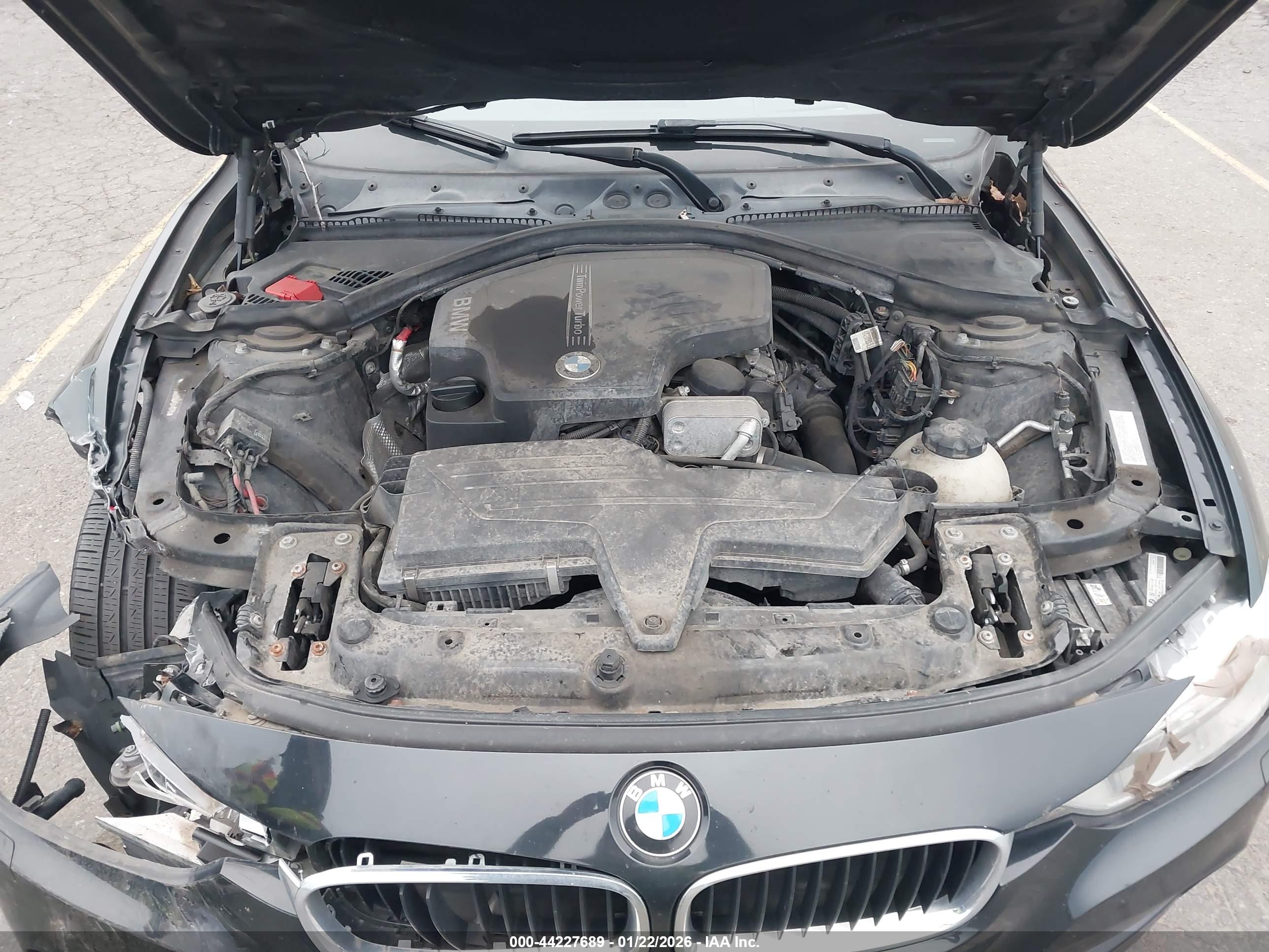 BMW 328I image 10
