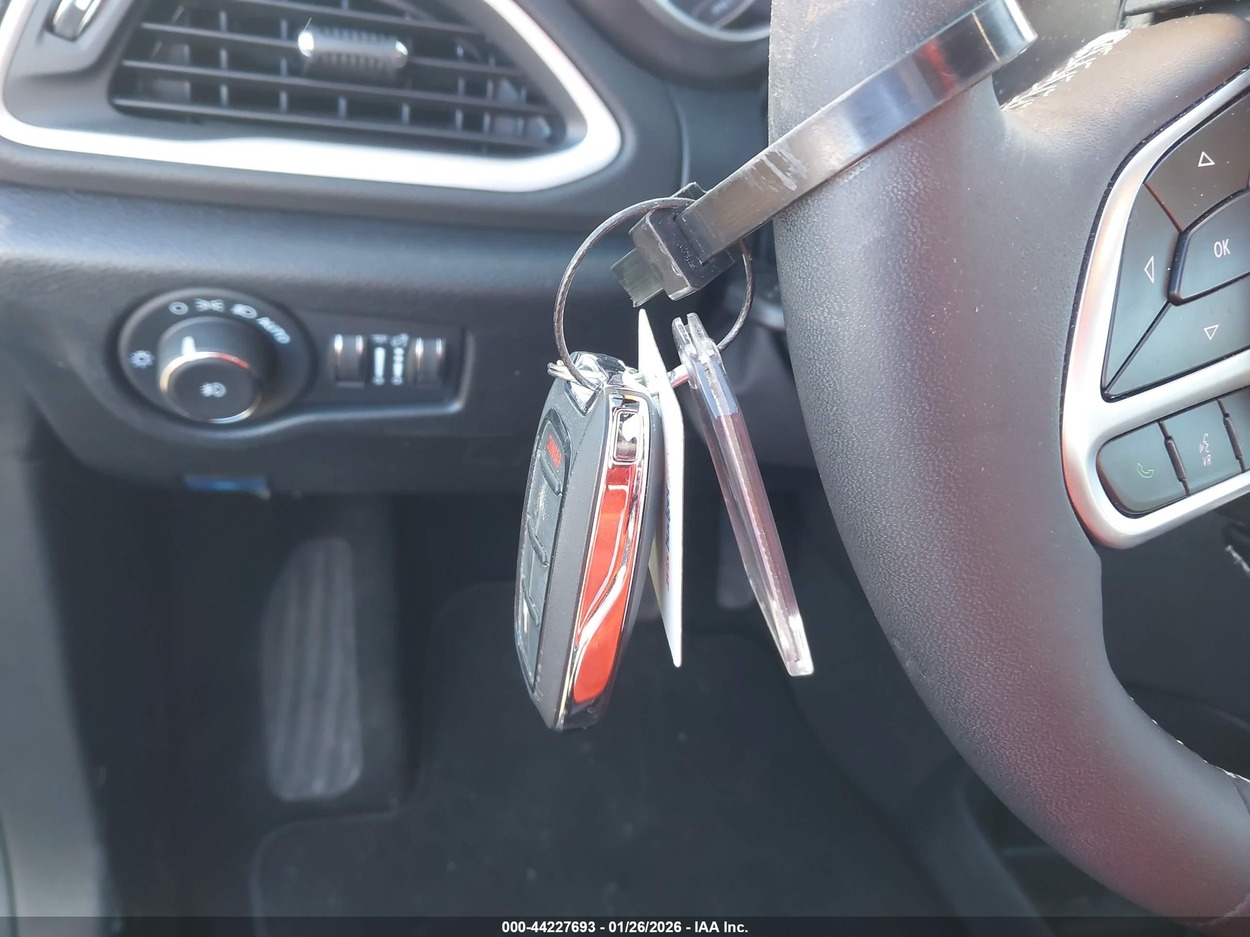 CHRYSLER PACIFICA image 11