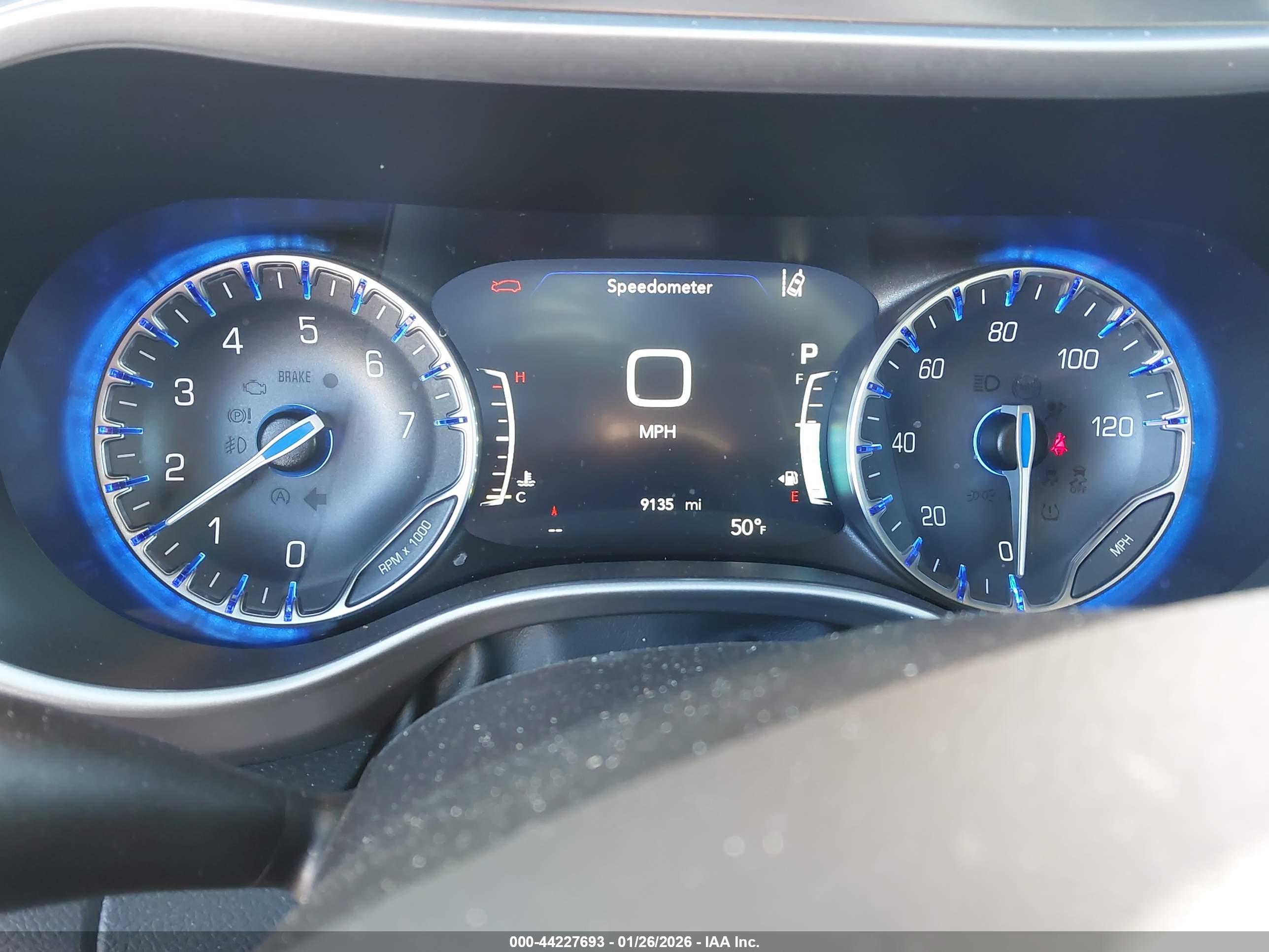 CHRYSLER PACIFICA image 7