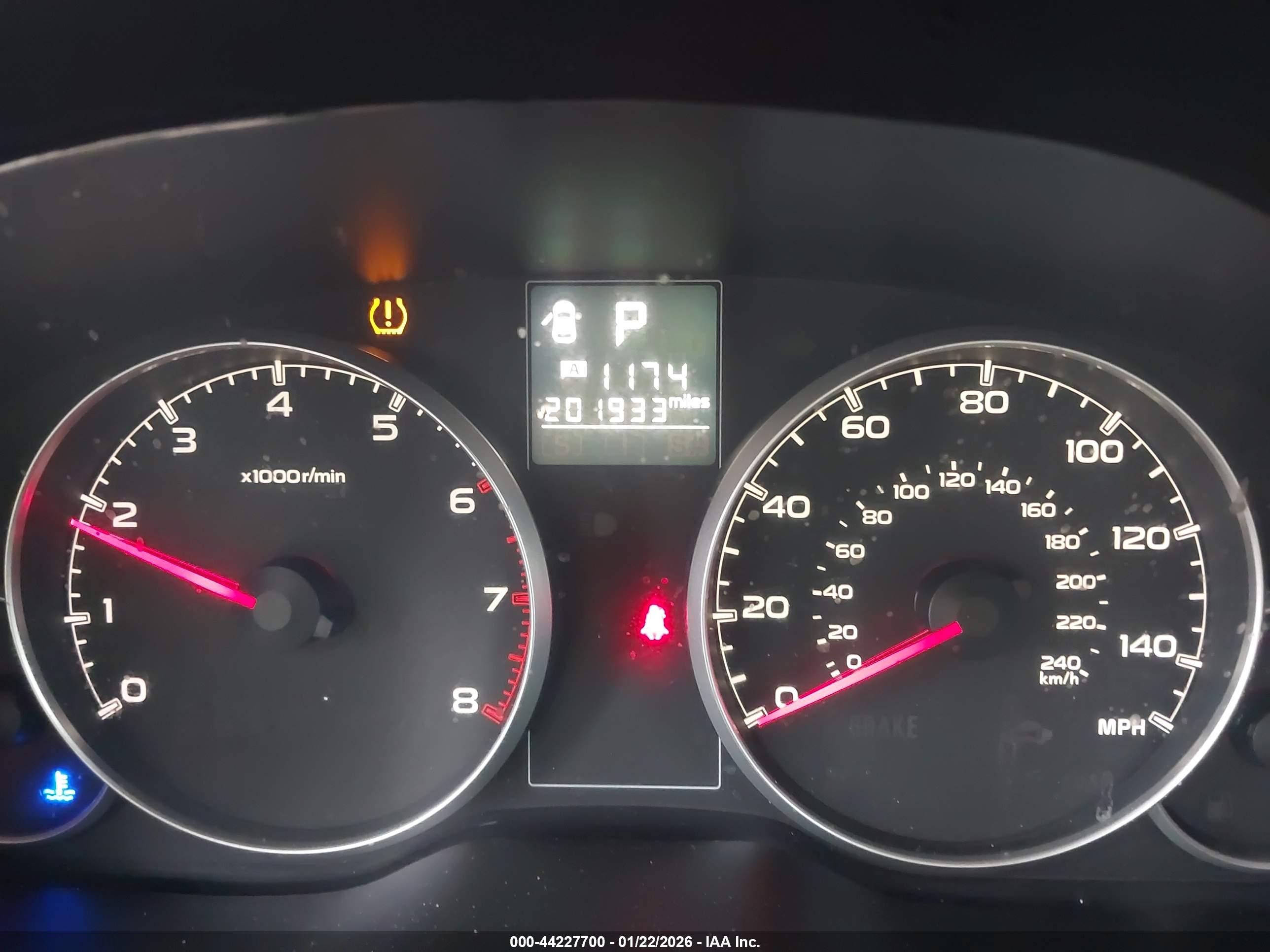 SUBARU OUTBACK image 7
