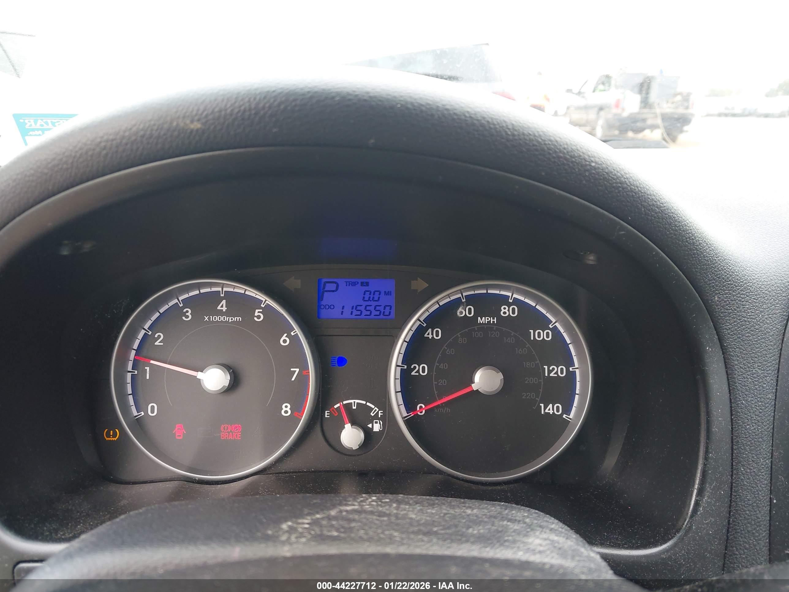 HYUNDAI ACCENT image 7