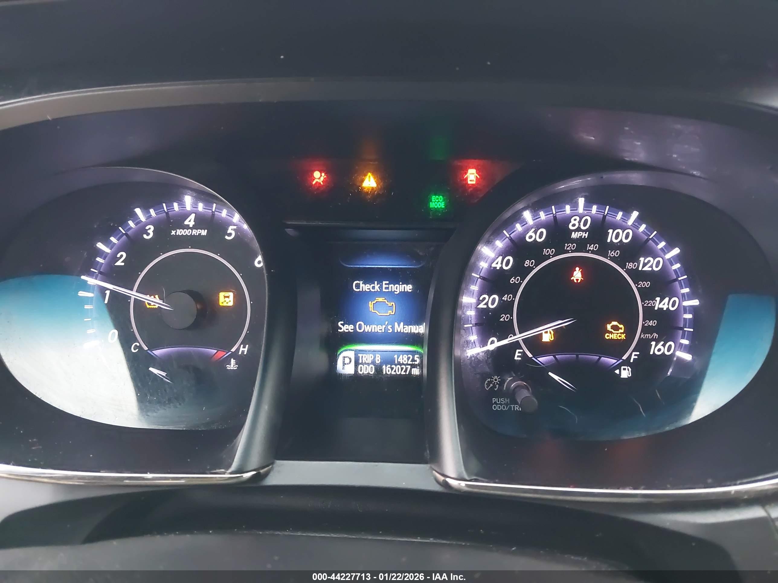 TOYOTA AVALON image 7
