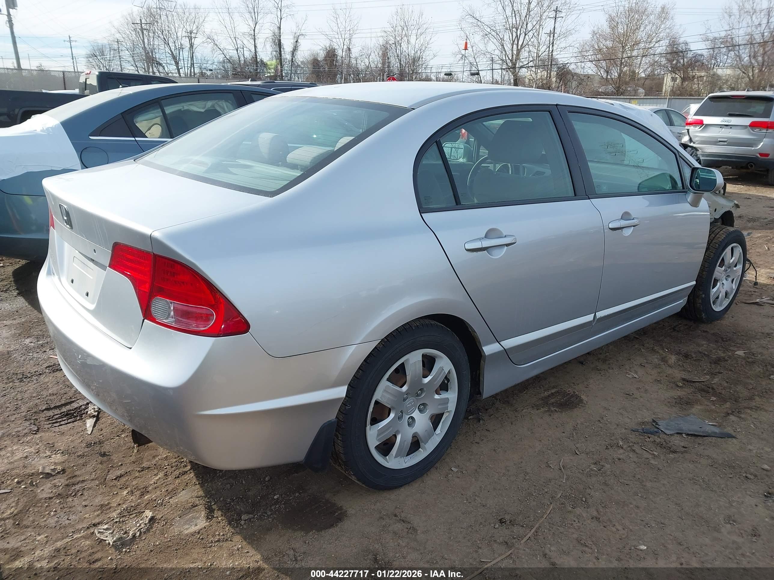 HONDA CIVIC image 4