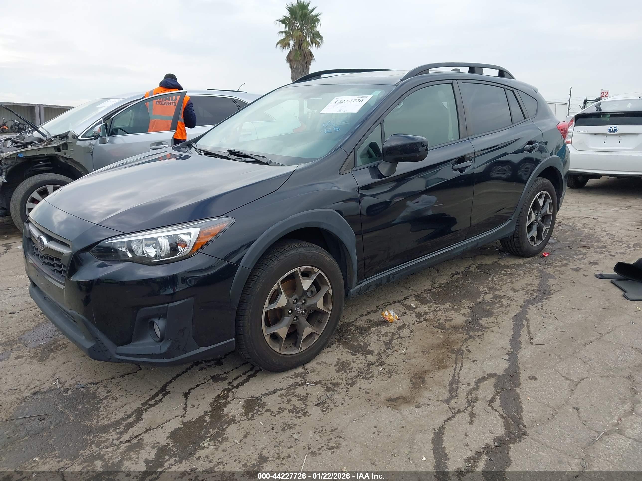 SUBARU CROSSTREK image 2