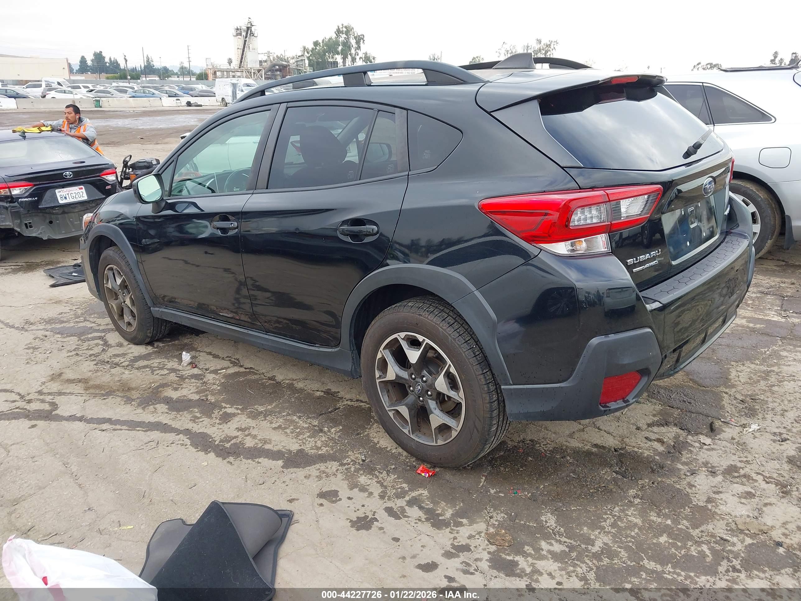 SUBARU CROSSTREK image 3